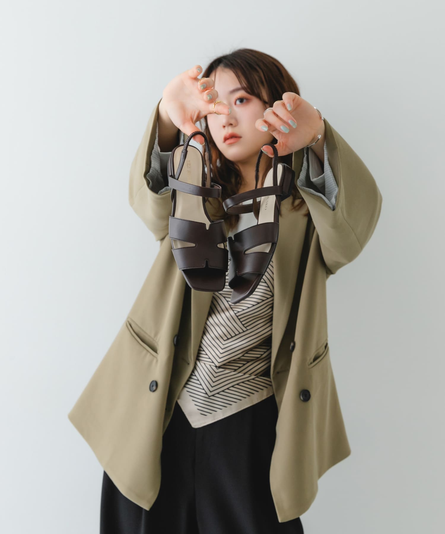 デザインカットバックゴムサンダル DARK BROWN 36