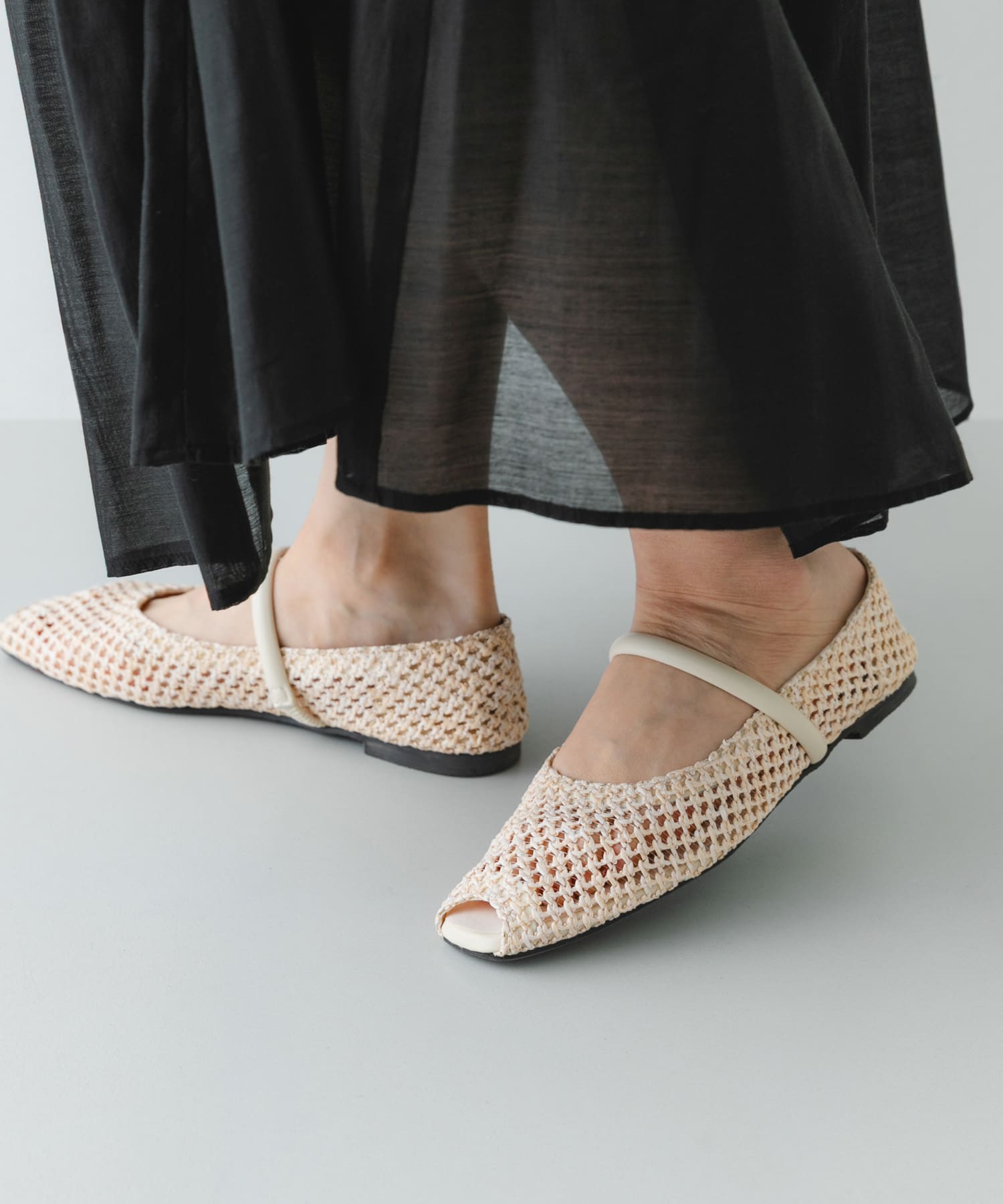 ピープトゥベルトメッシュフラット IVORY 36