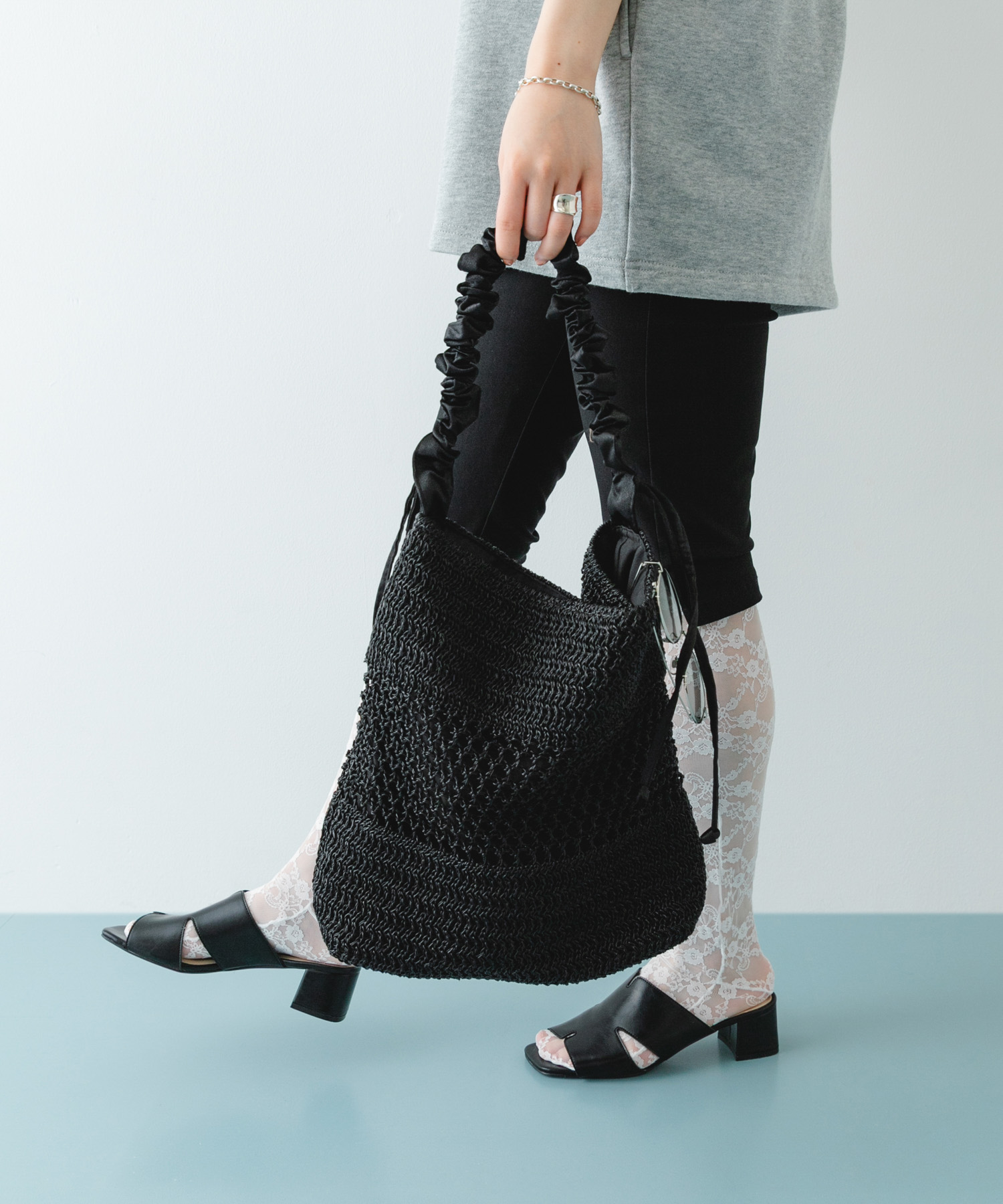 2WAYギャザーショルダーラメバッグ BLACK One