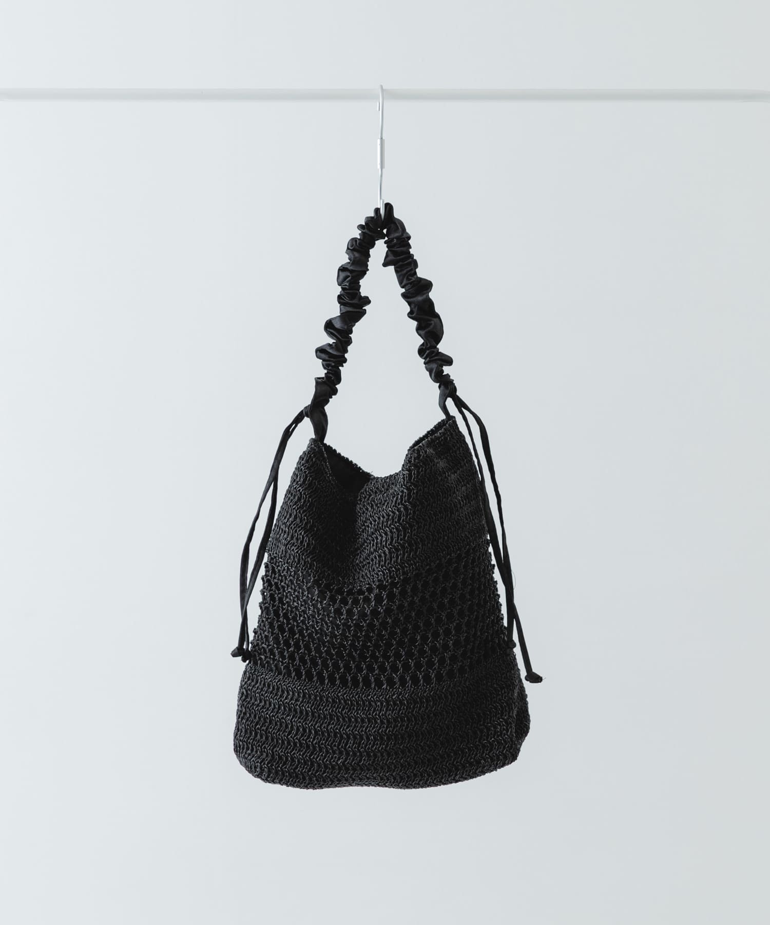 2WAYギャザーショルダーラメバッグ BLACK One