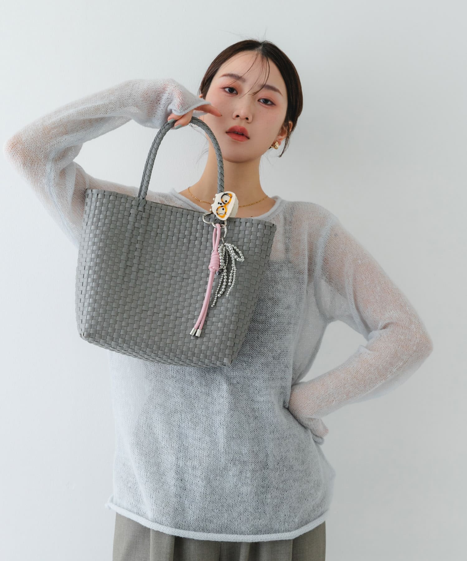 『Mサイズ』クリップチャームメルカドバッグ GRAY One