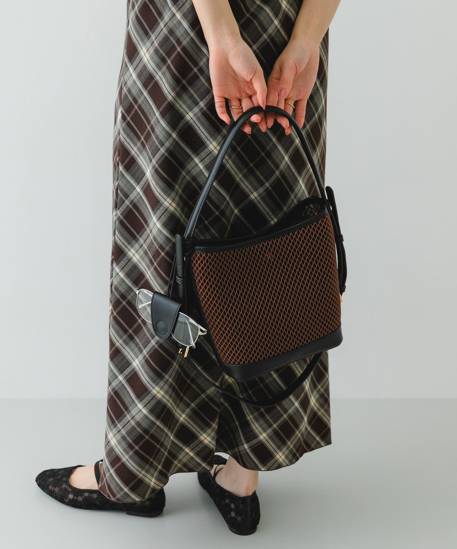 グラスホルダーセットメッシュ2WAYバッグ DARK BROWN One