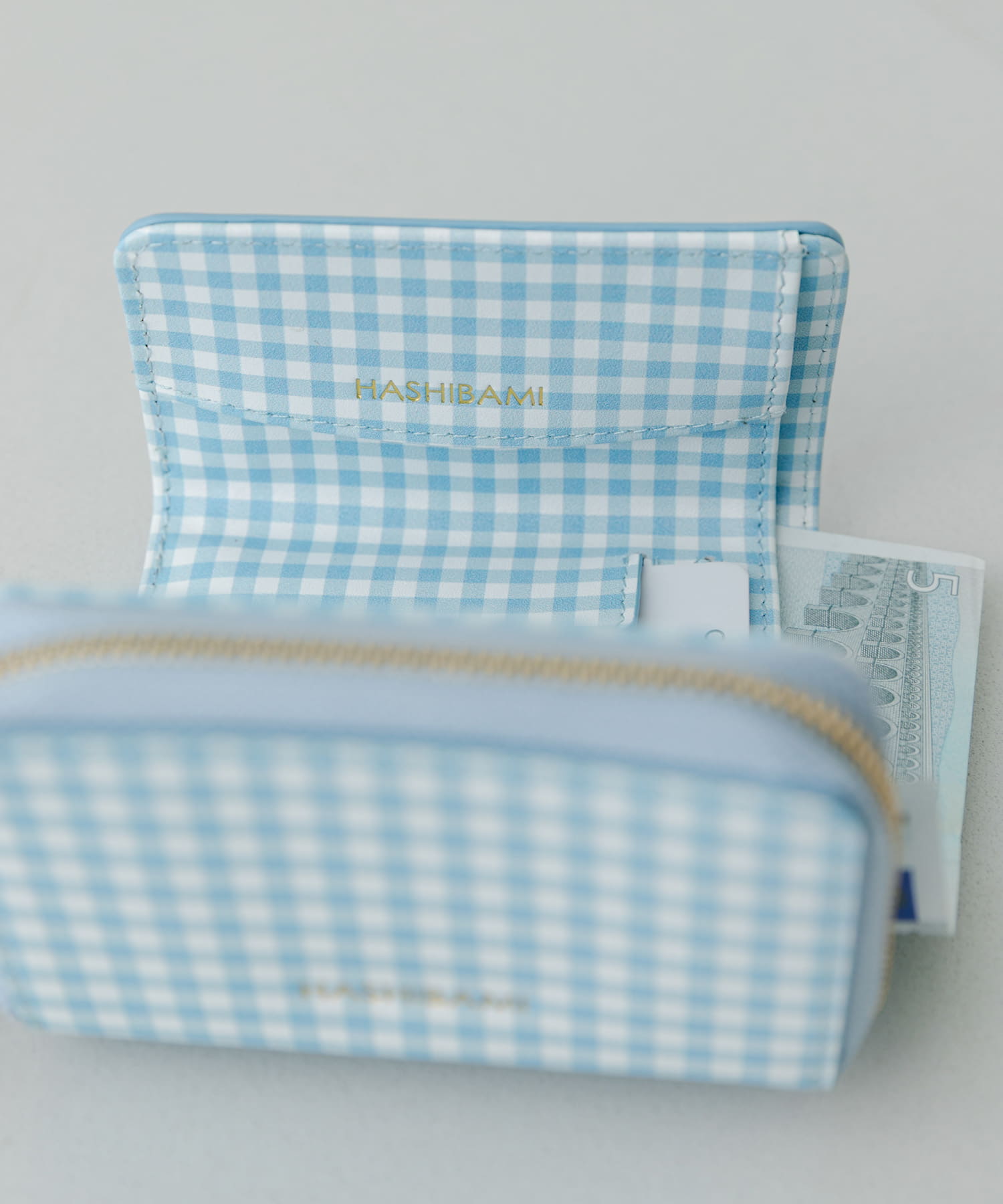 PALE BLUE