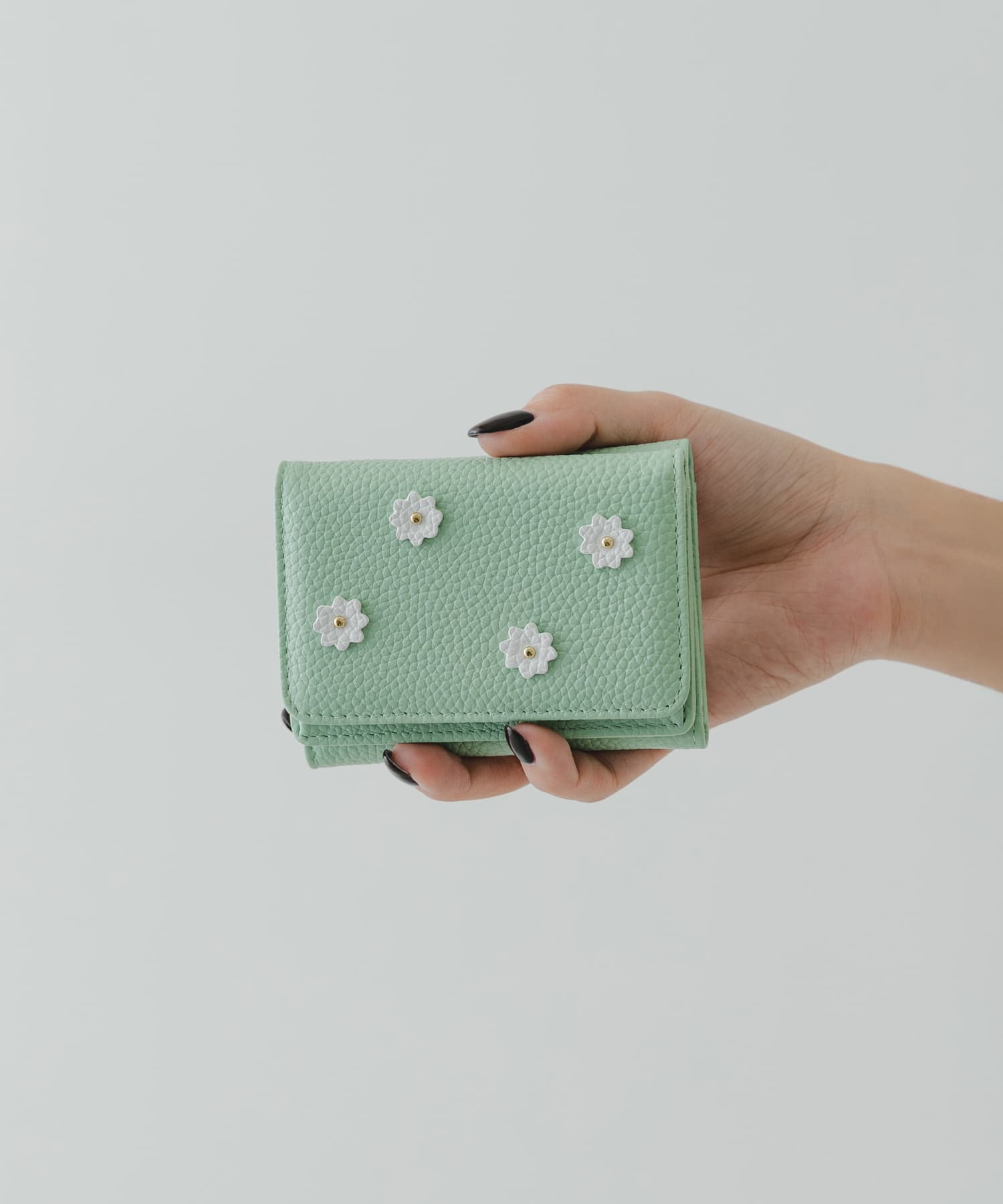 OPAL GREEN