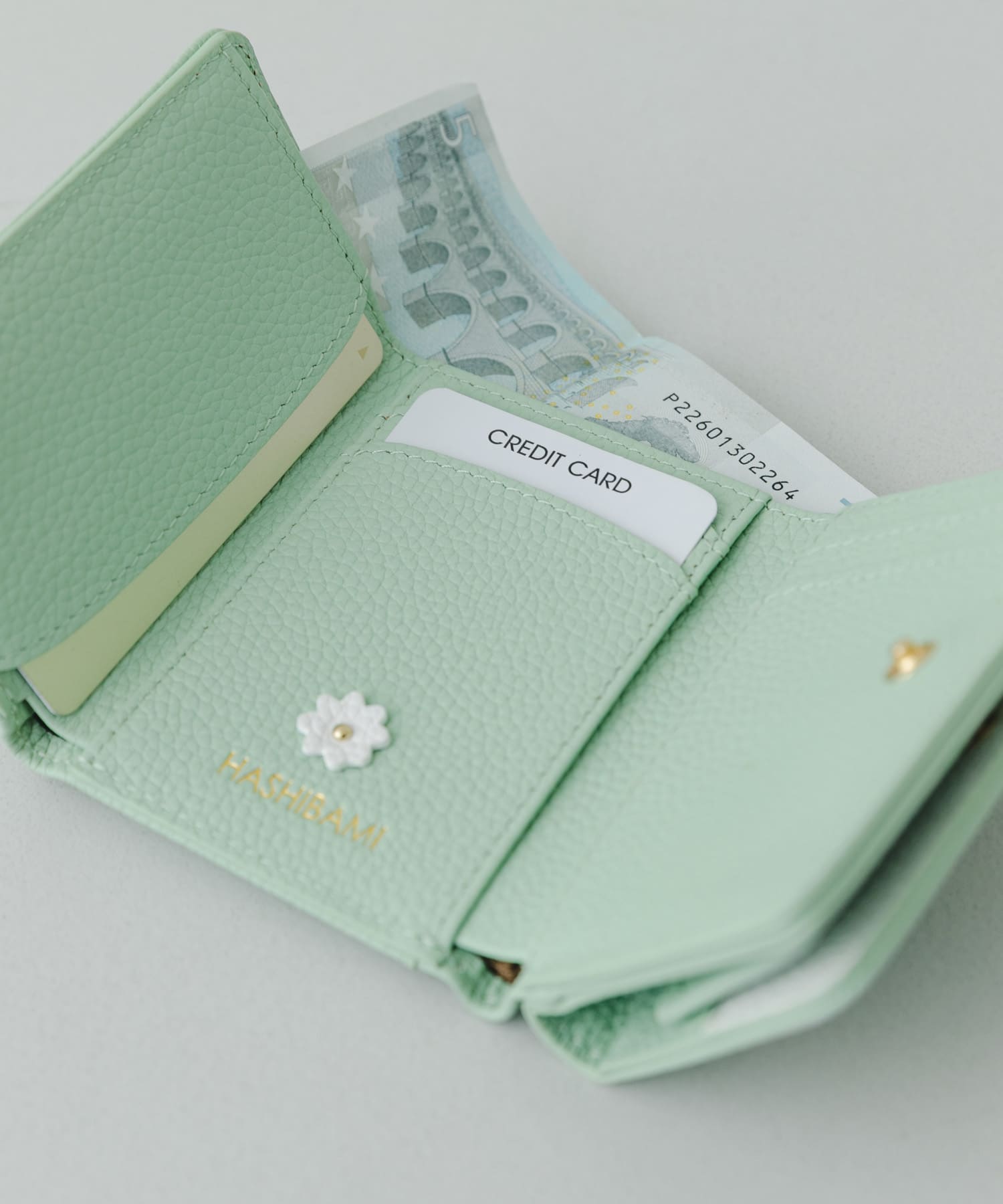OPAL GREEN