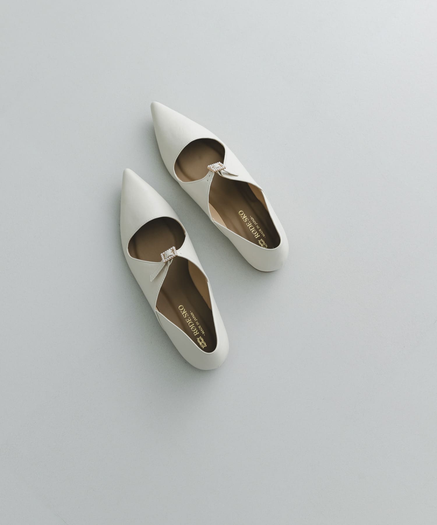 IVORY