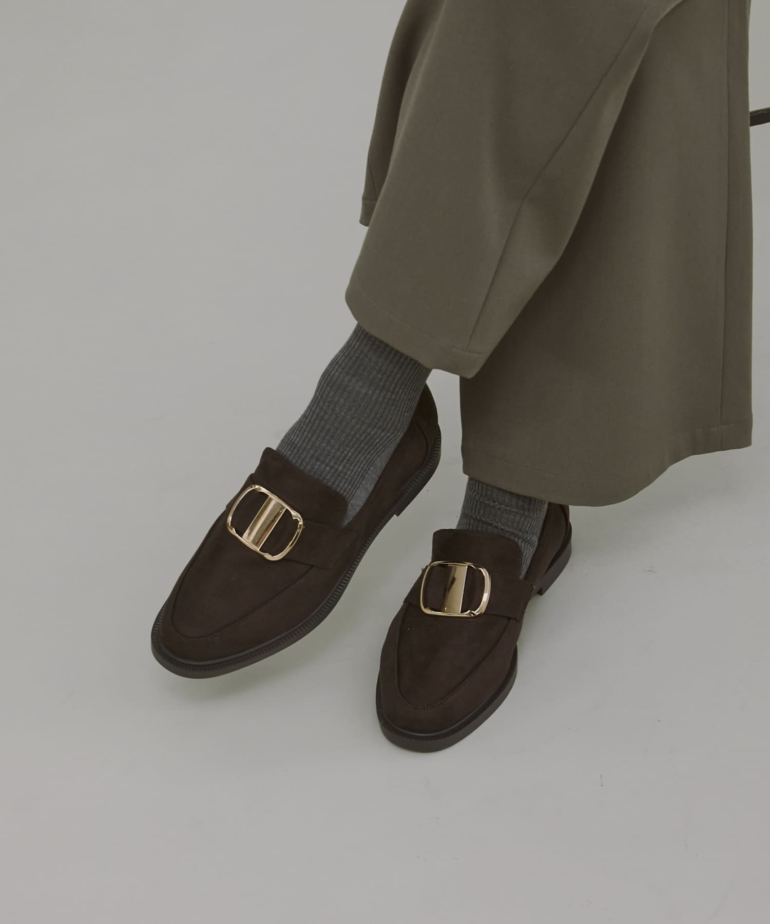 BROWN/S