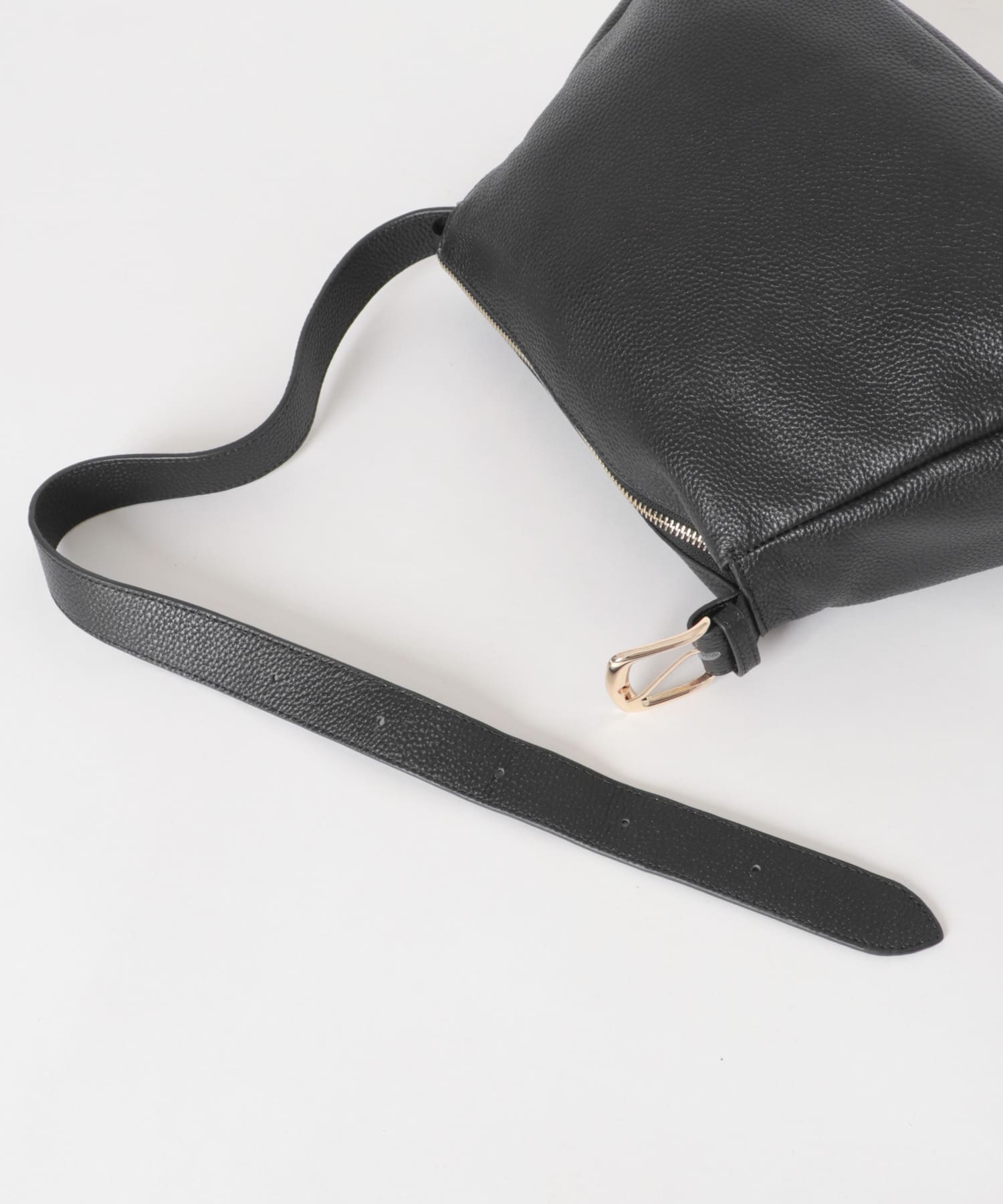 レザーワンハンドルバッグ BLACK -