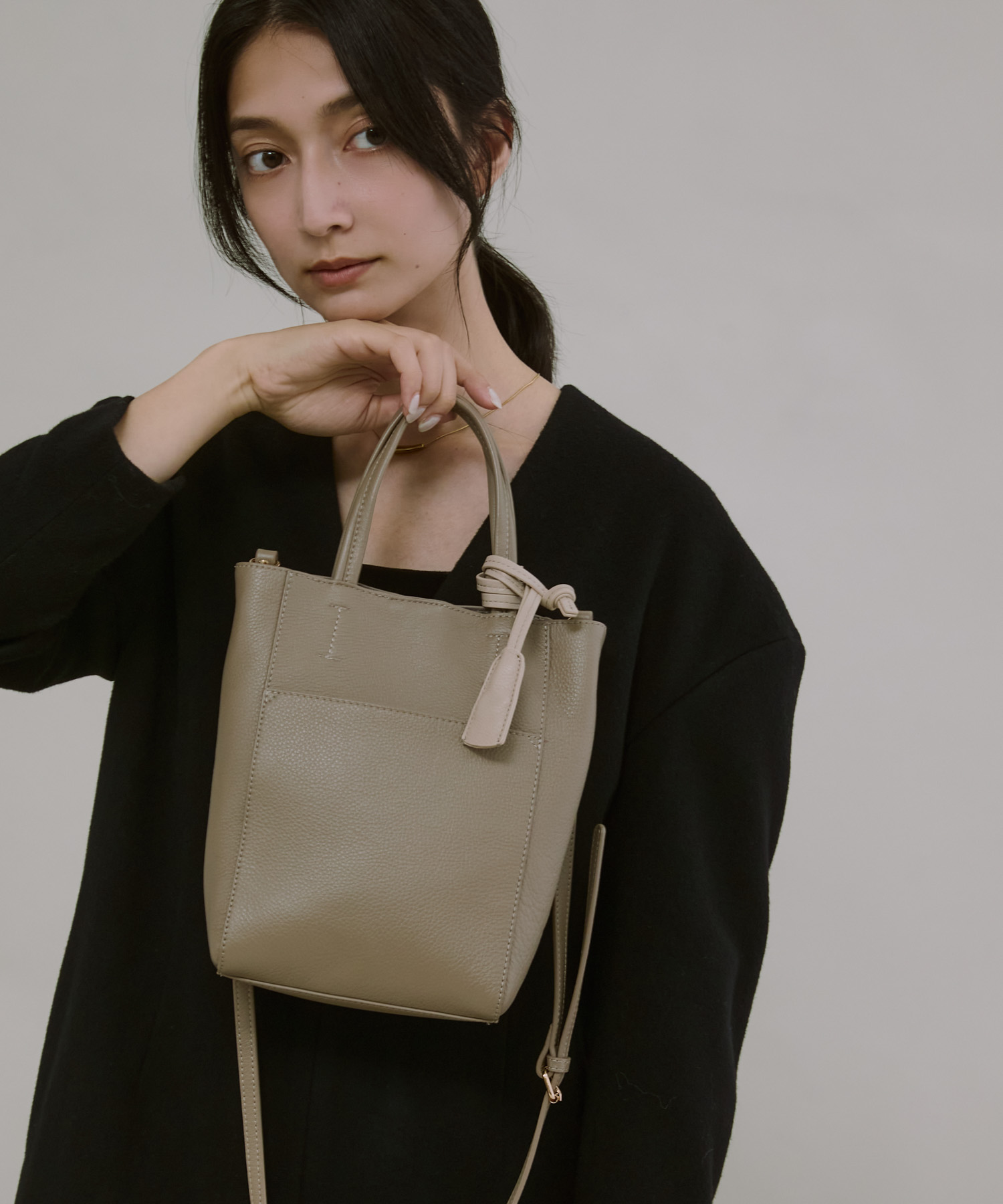 TAUPE