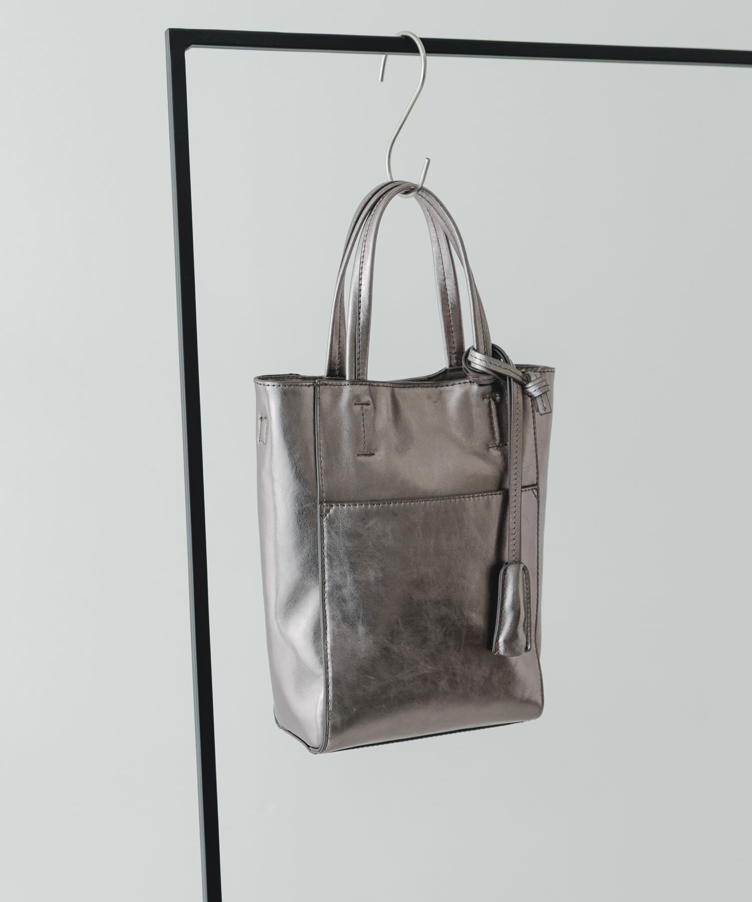 GUN METAL