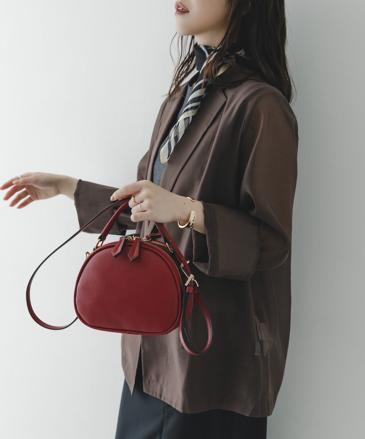 ラウンドミニショルダーバッグ RED One