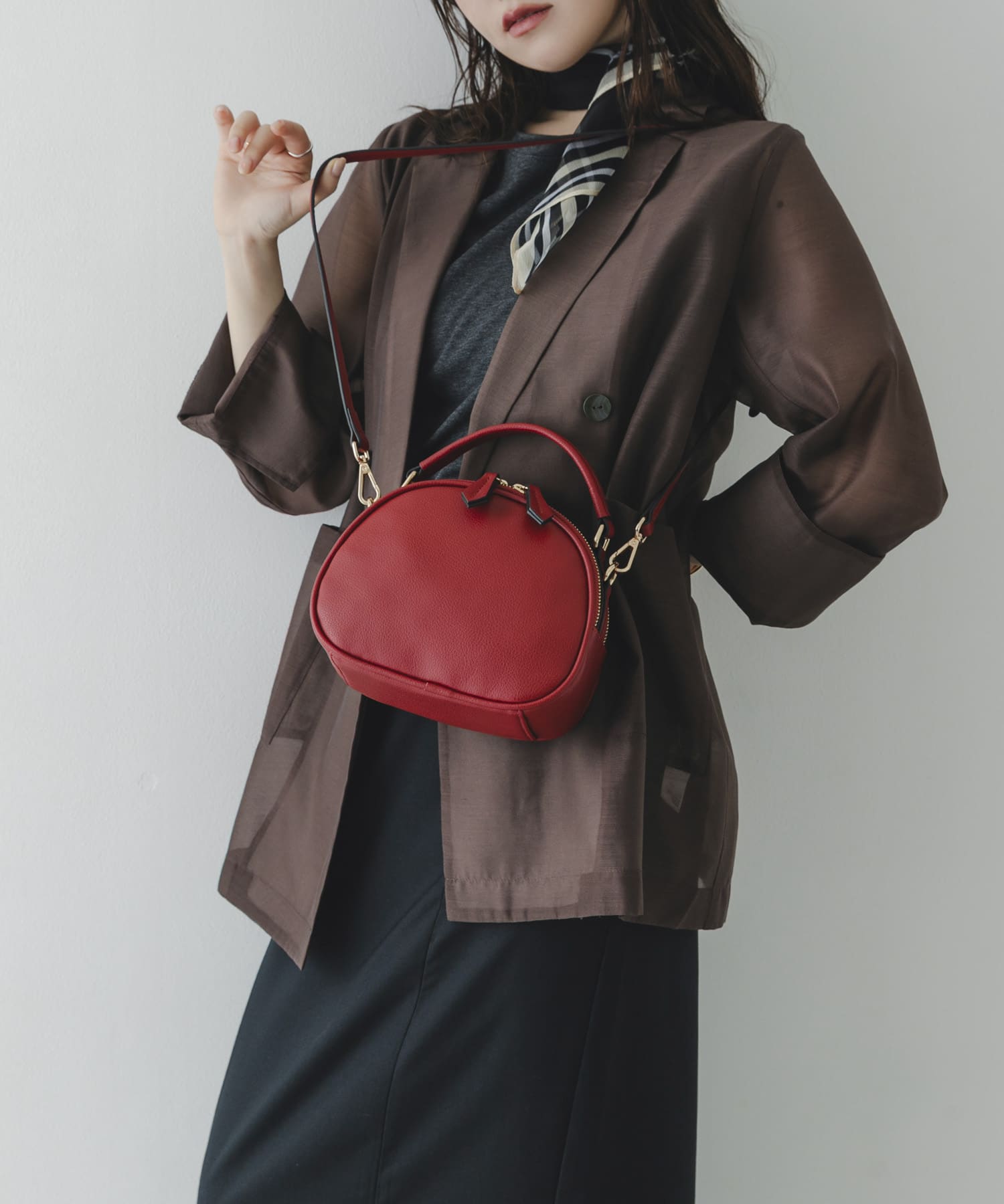 ラウンドミニショルダーバッグ RED One
