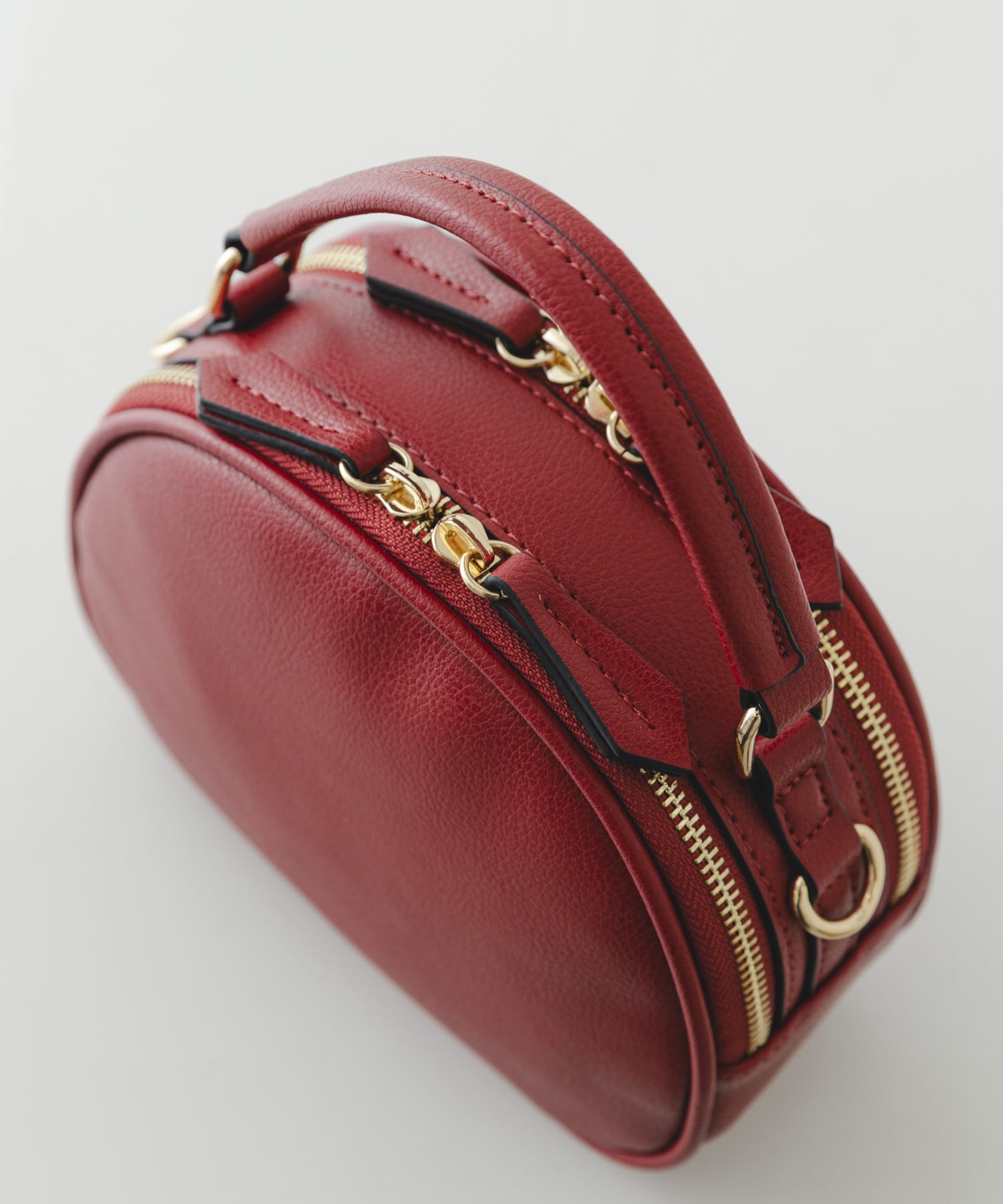 ラウンドミニショルダーバッグ RED One