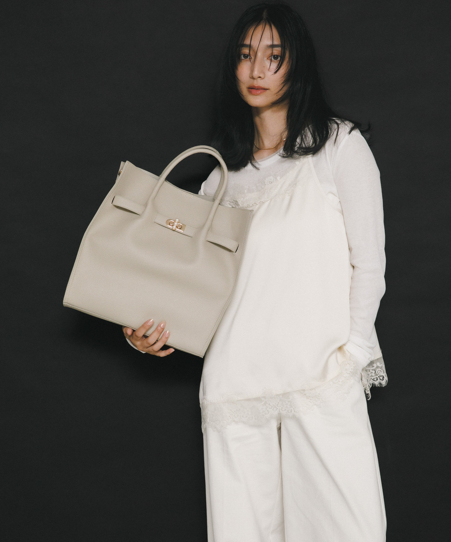 パールバー2WAYA4トートバッグ