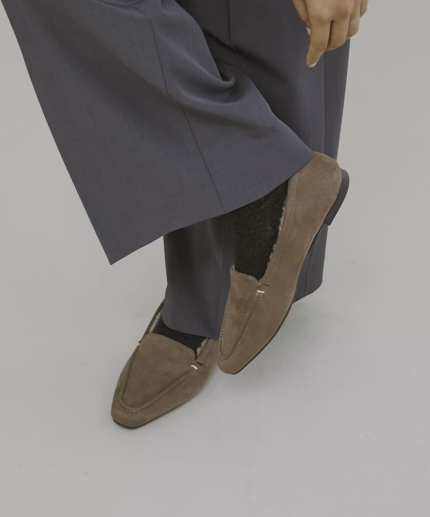 撥水プチメタルフラッフィーシューズ TAUPE 36