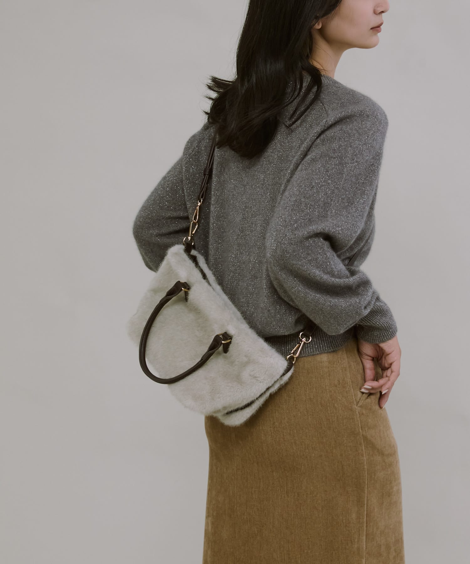 GRAY
