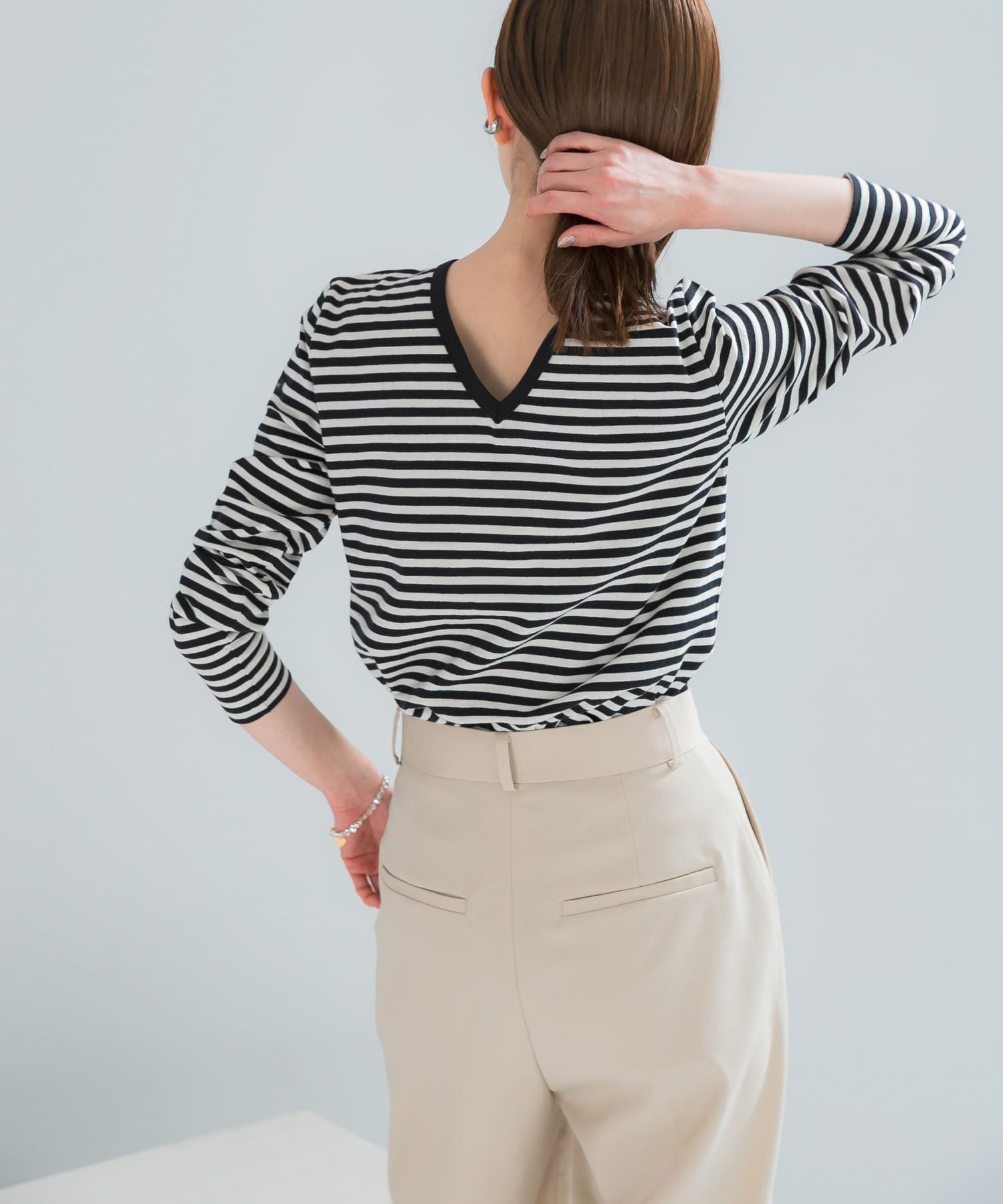 LE MINOR MADEMOISELLE(Free ECRU BLACK): トップス｜URBAN RESEARCH