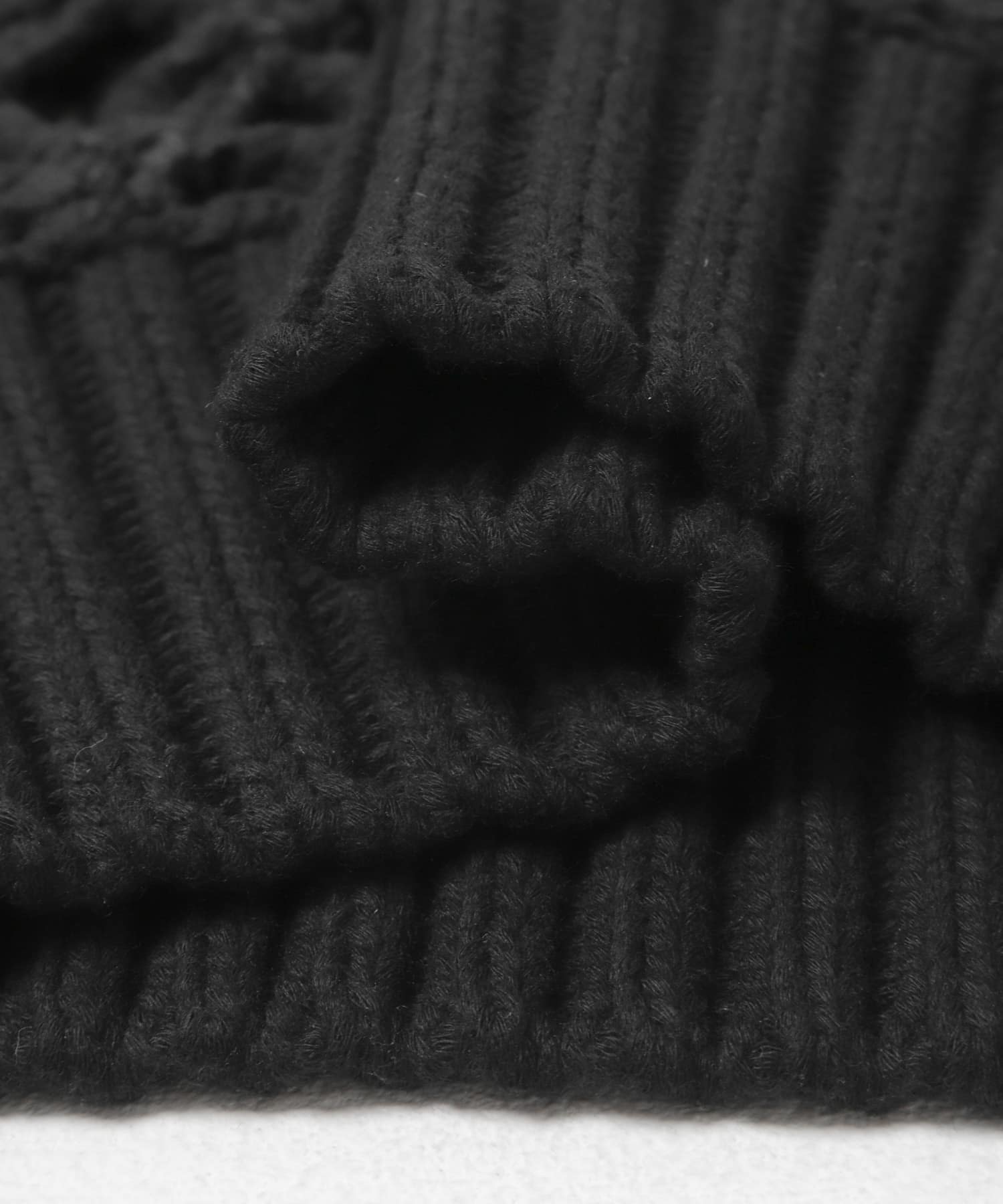 leinwande　MIX YARN CROCHET TOPS BLACK Free