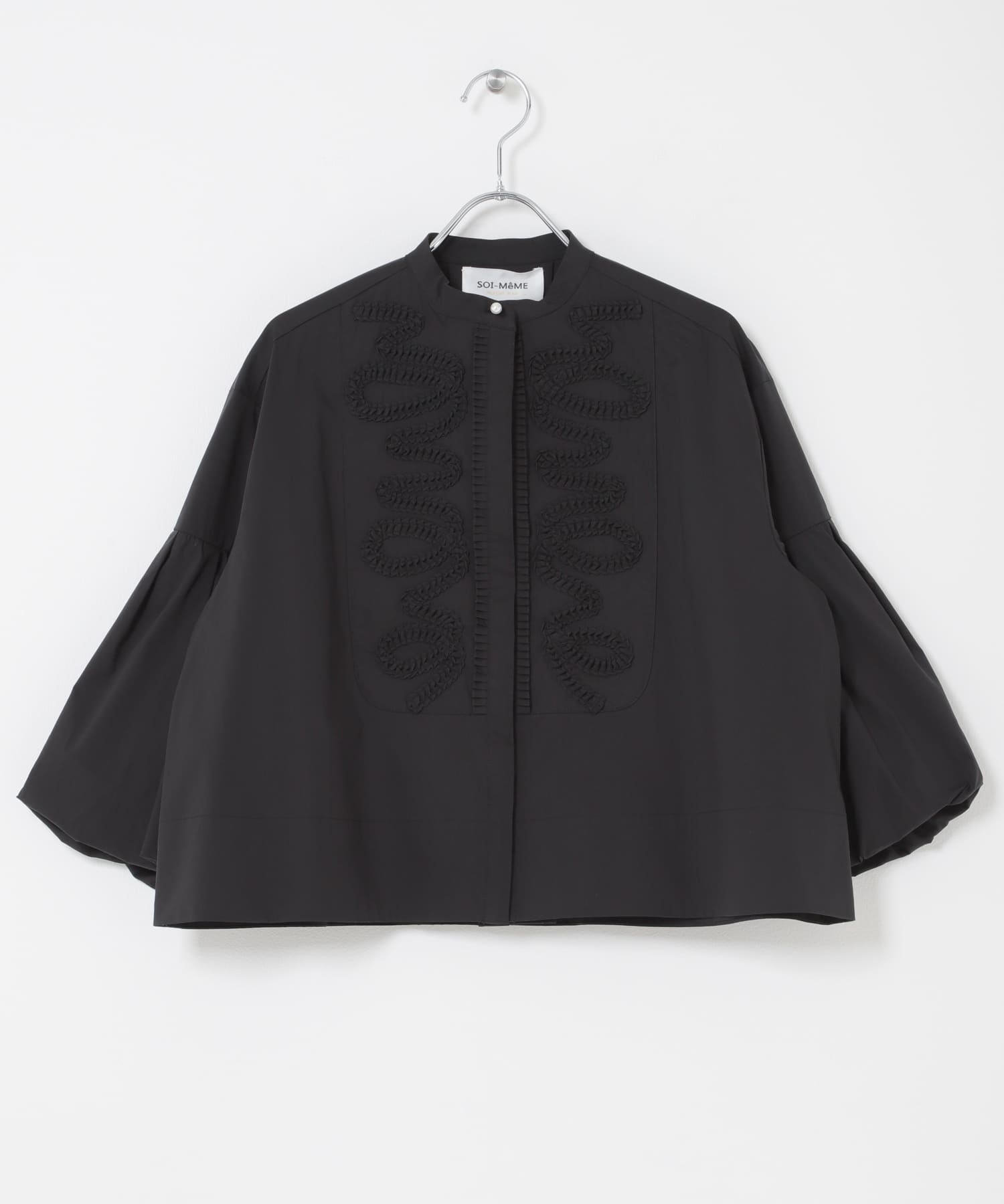 MARILYN MOON　DIAMOND TUCK EMBROIDERY BLOUSE