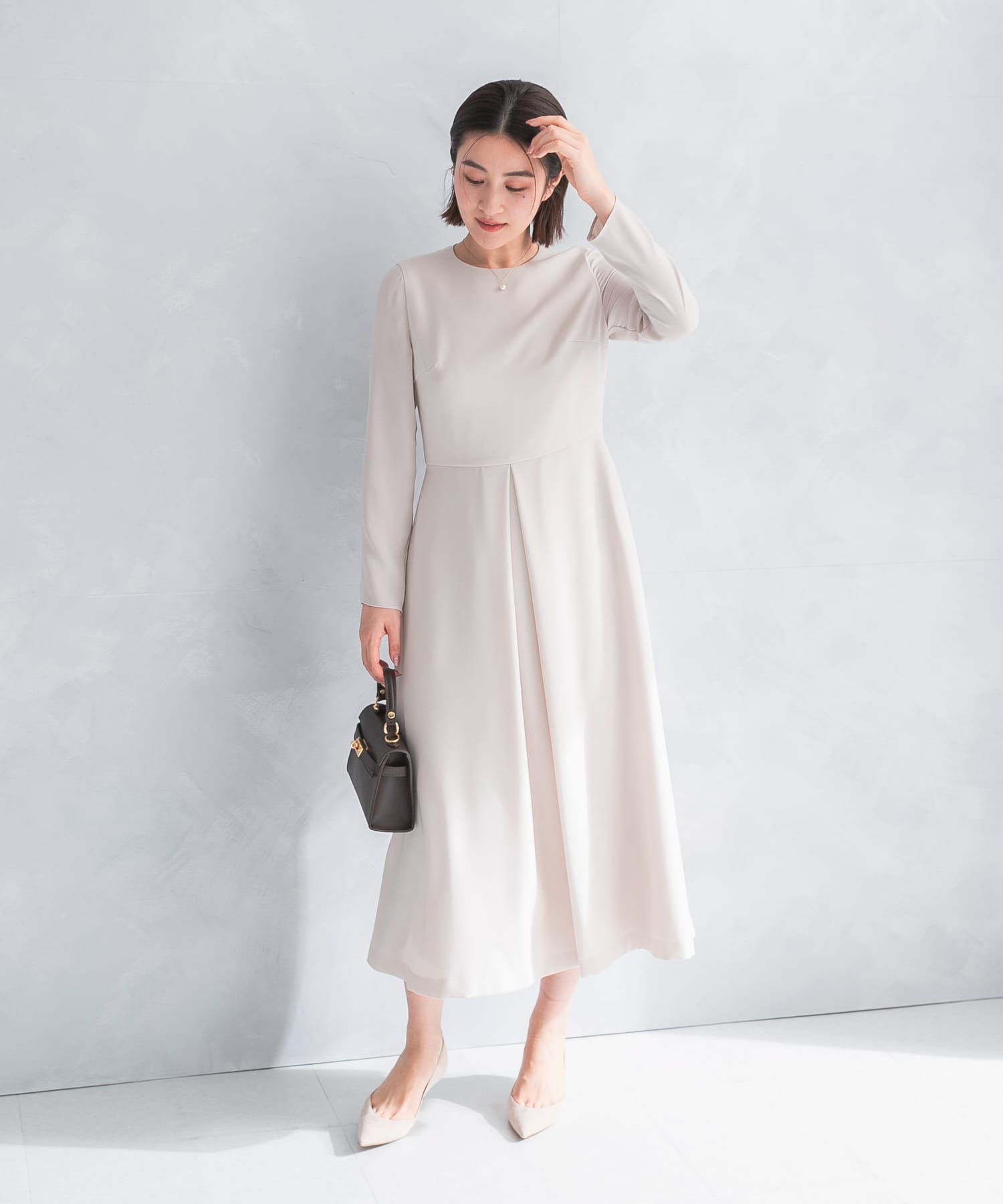 beige