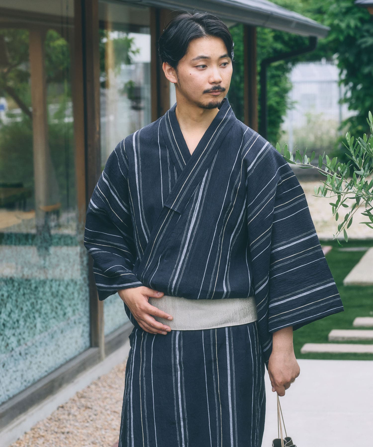 黒