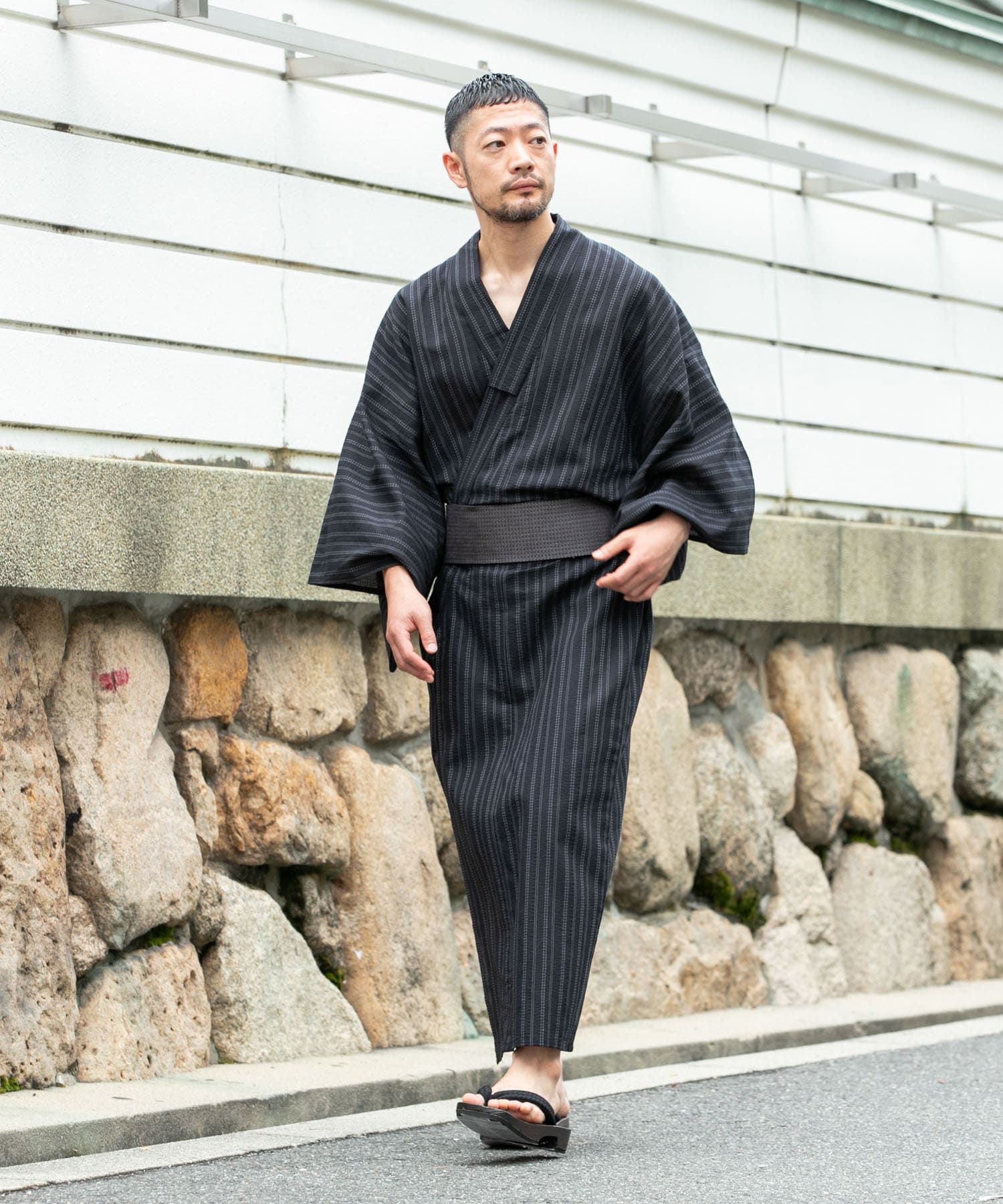 ストライプ黒