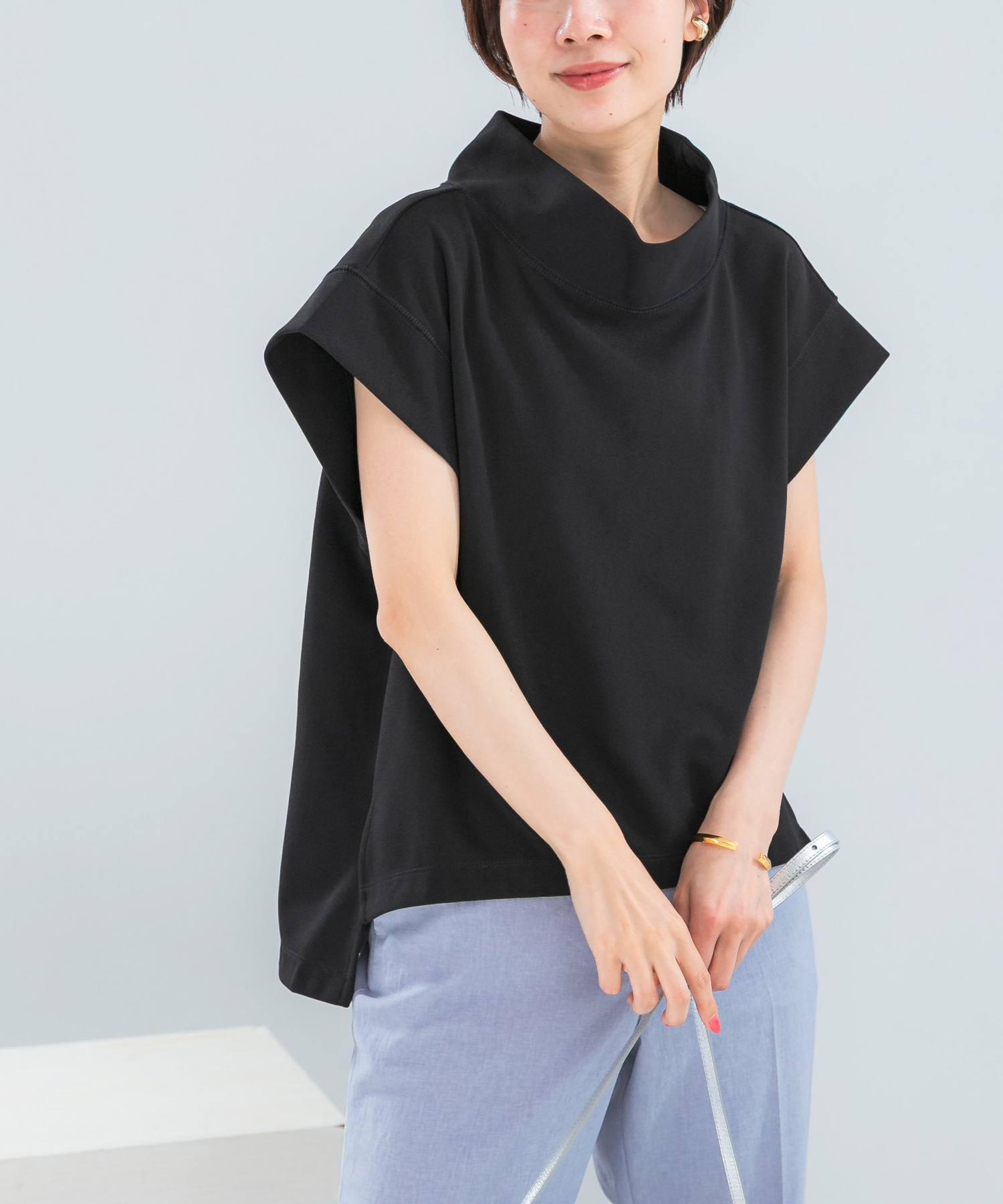 ELENDEEK　OFF NECK CUT AND SEWN