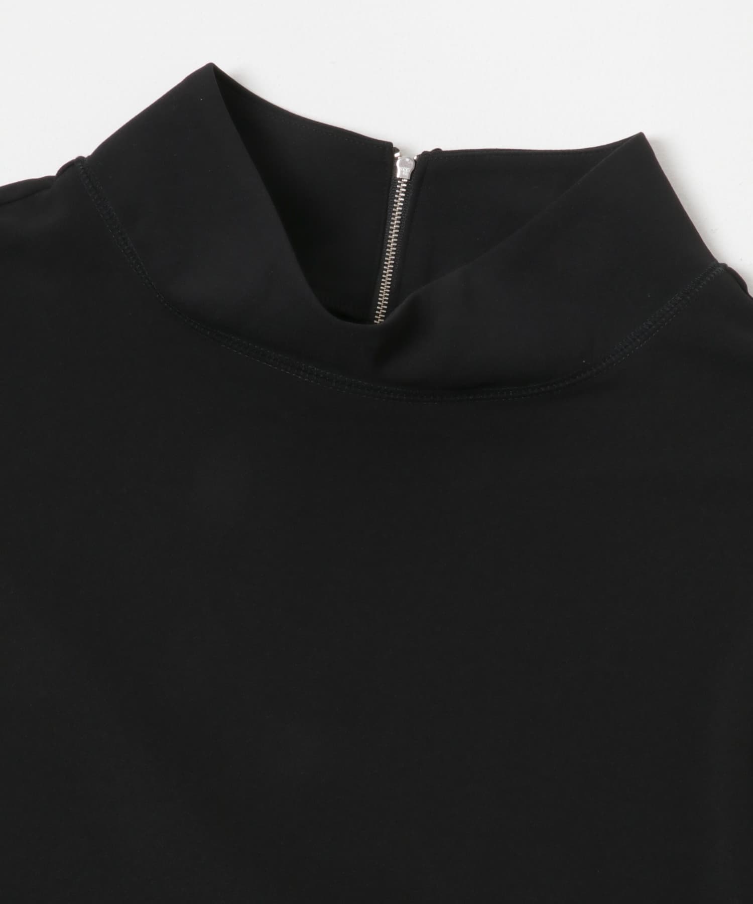 ELENDEEK　OFF NECK CUT AND SEWN BLK Free