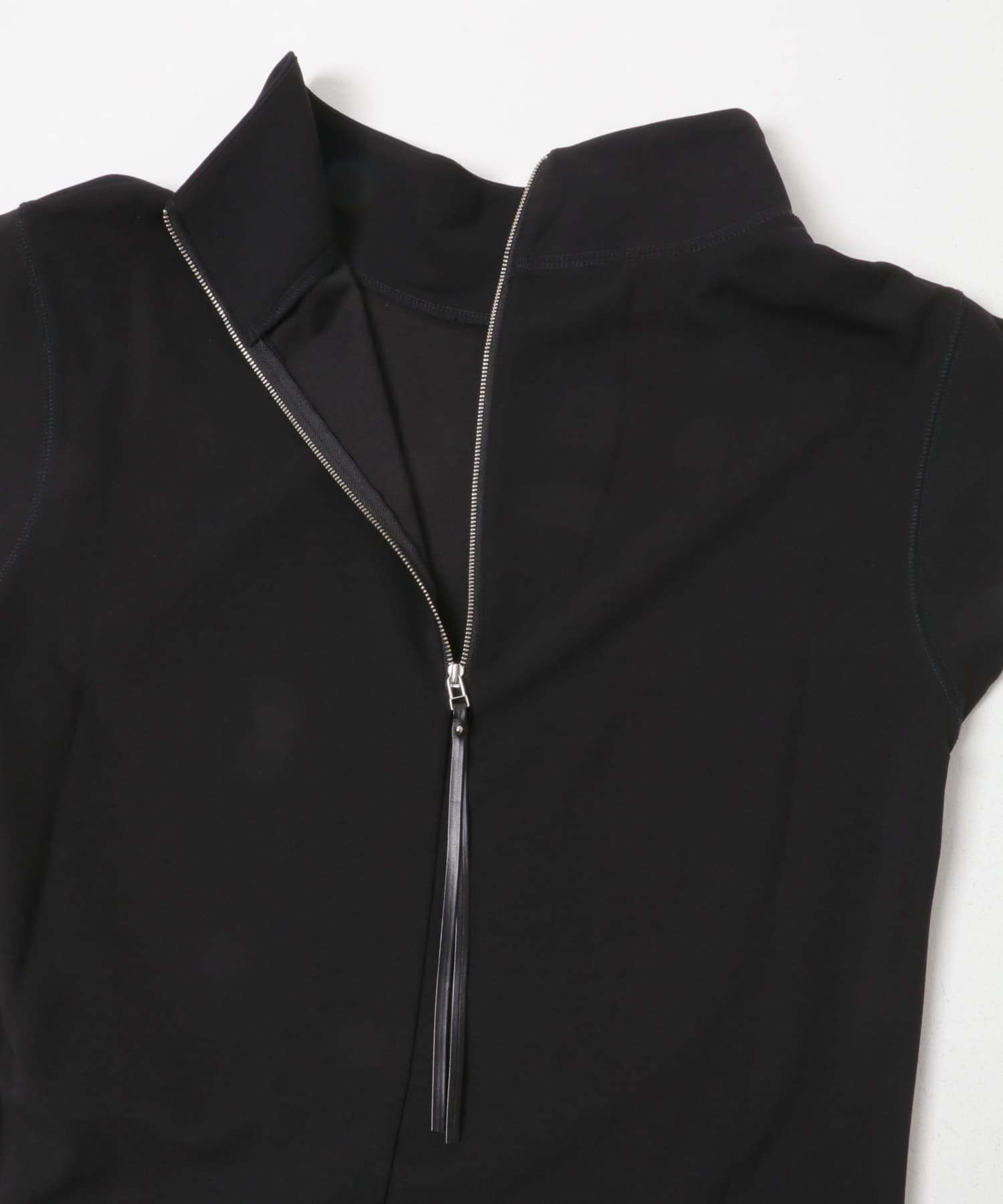 ELENDEEK　OFF NECK CUT AND SEWN BLK Free