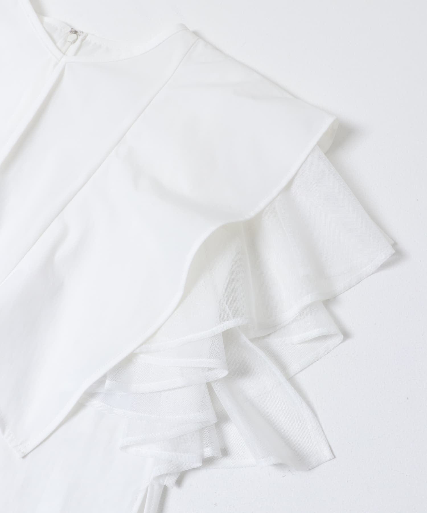 ELENDEEK　MESH LAYERED SLEEVE BLOUSE O.WHT Free