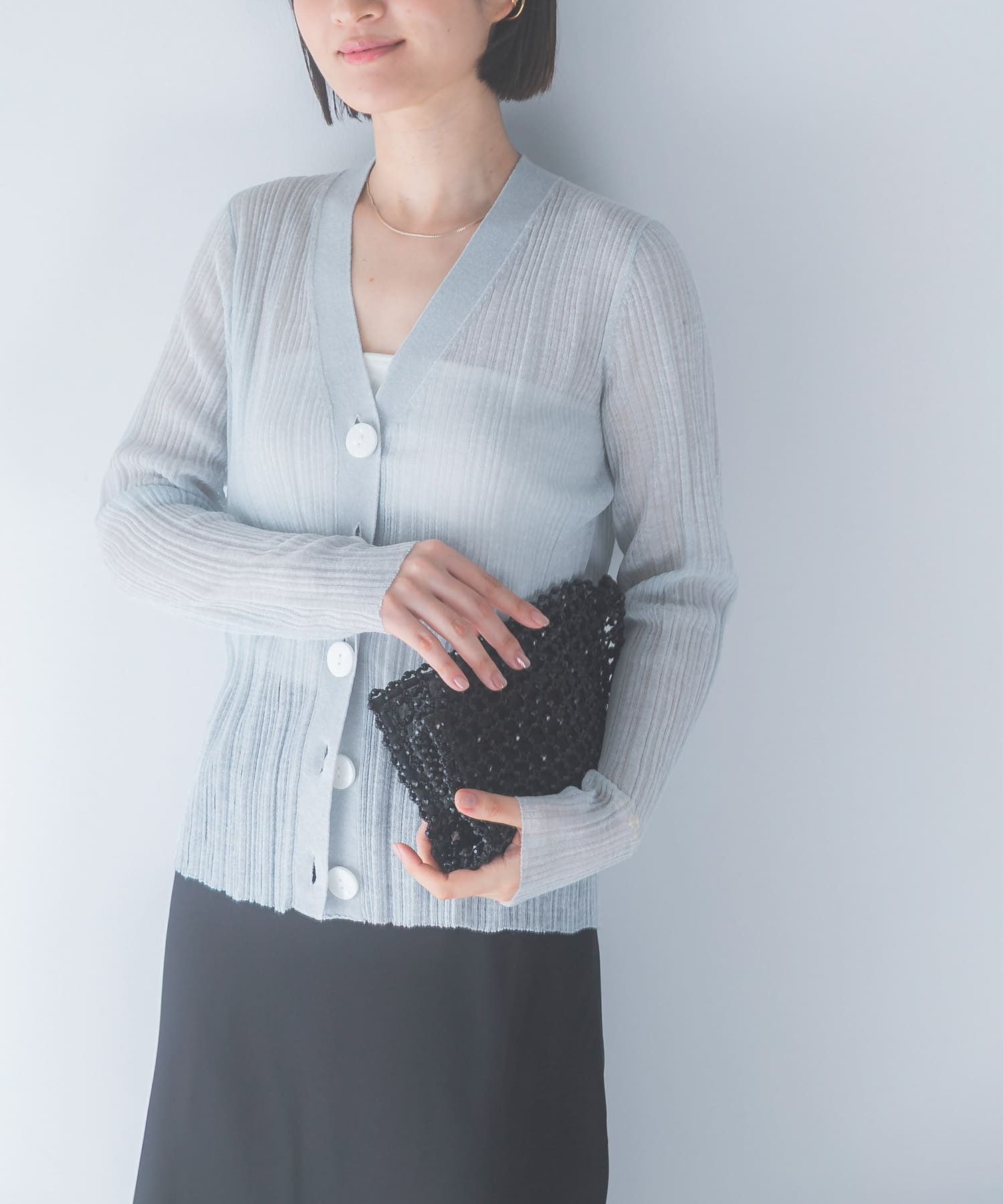 Torrazzo Donna　COOL TOUCH V-NECK KNIT