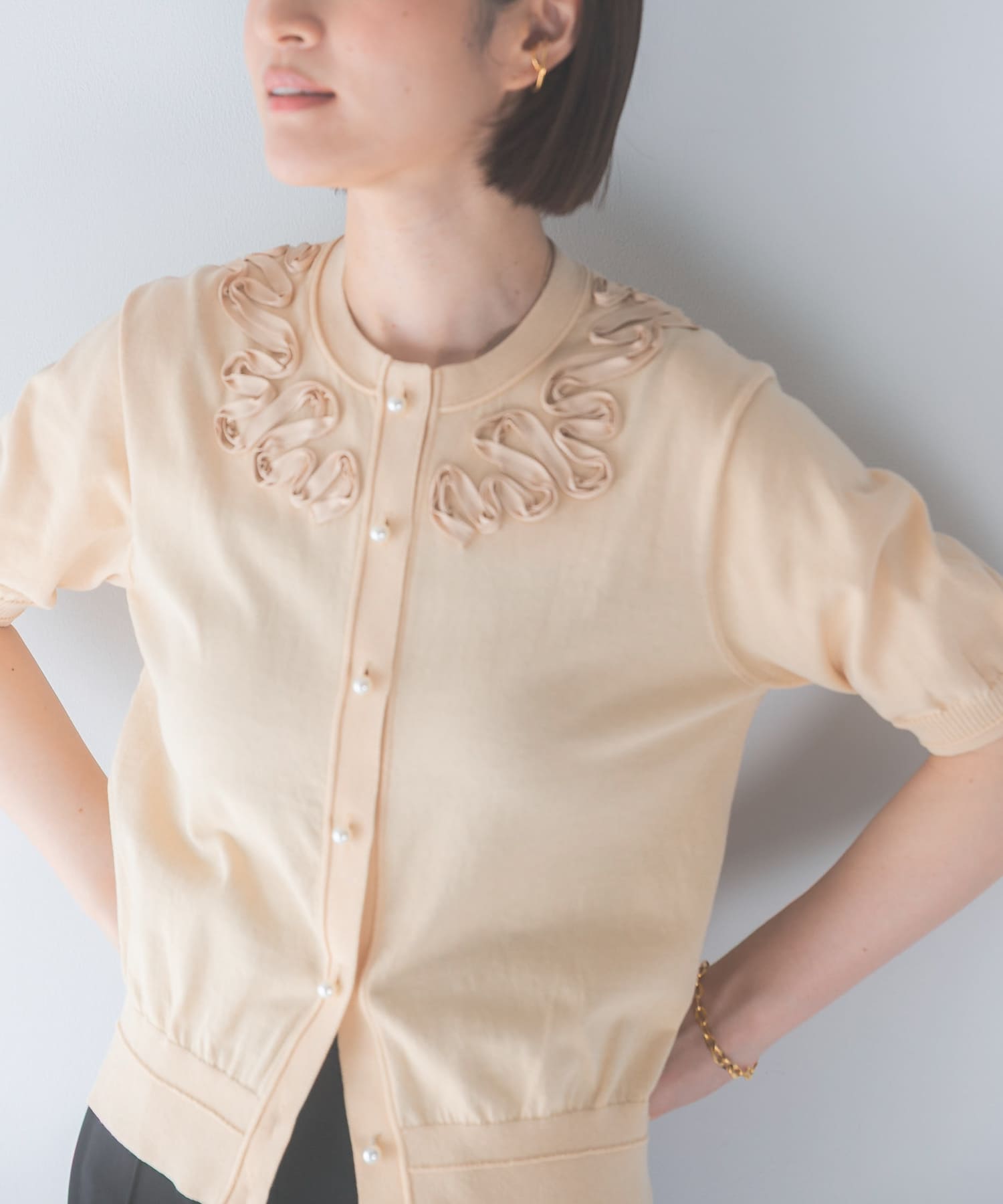 MARILYN MOON EMBROIDERY KNIT CARDIGAN(Free CREAM): トップス｜URBAN