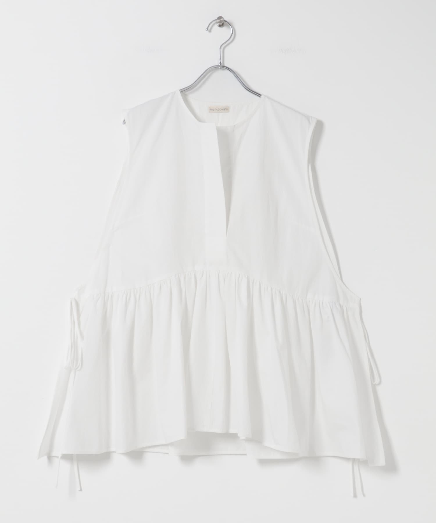 PROTAGONISTA　NO-SLEEVE GATHER BLOUSE