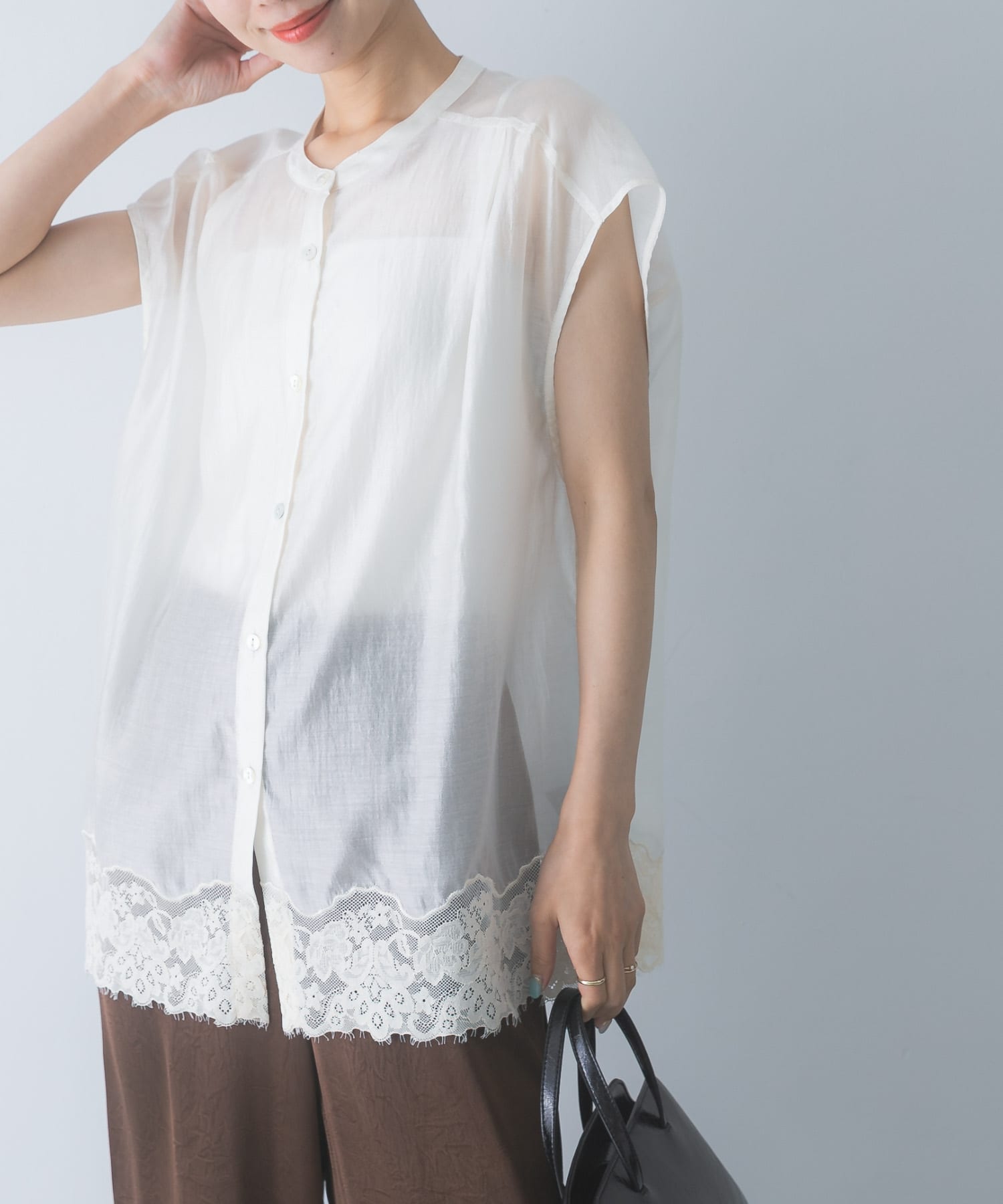 CHIGNON レースシアーフレンチブラウス(Free O/WHITE): トップス