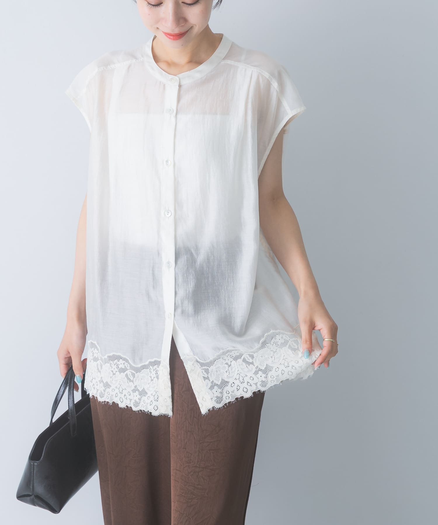 O/WHITE