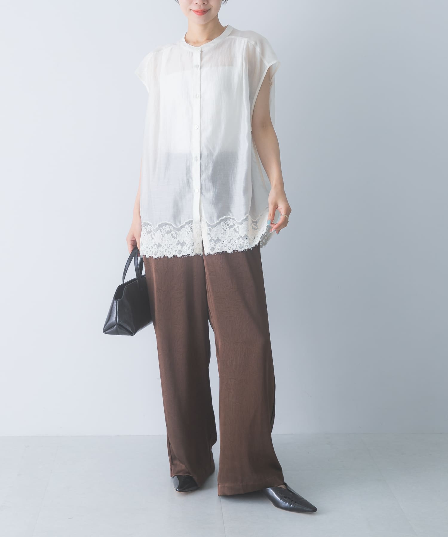 O/WHITE