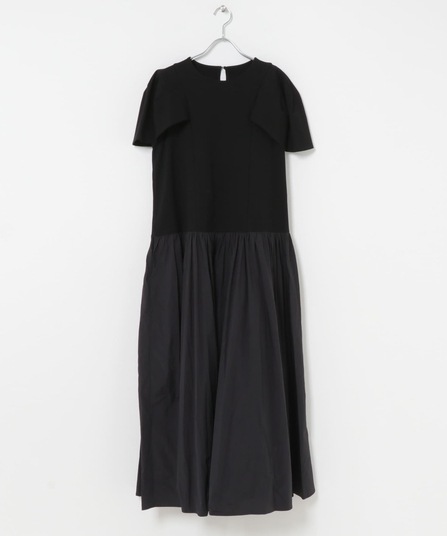 Mewl　ペタルスリーブドッキングワンピース BLACK Free