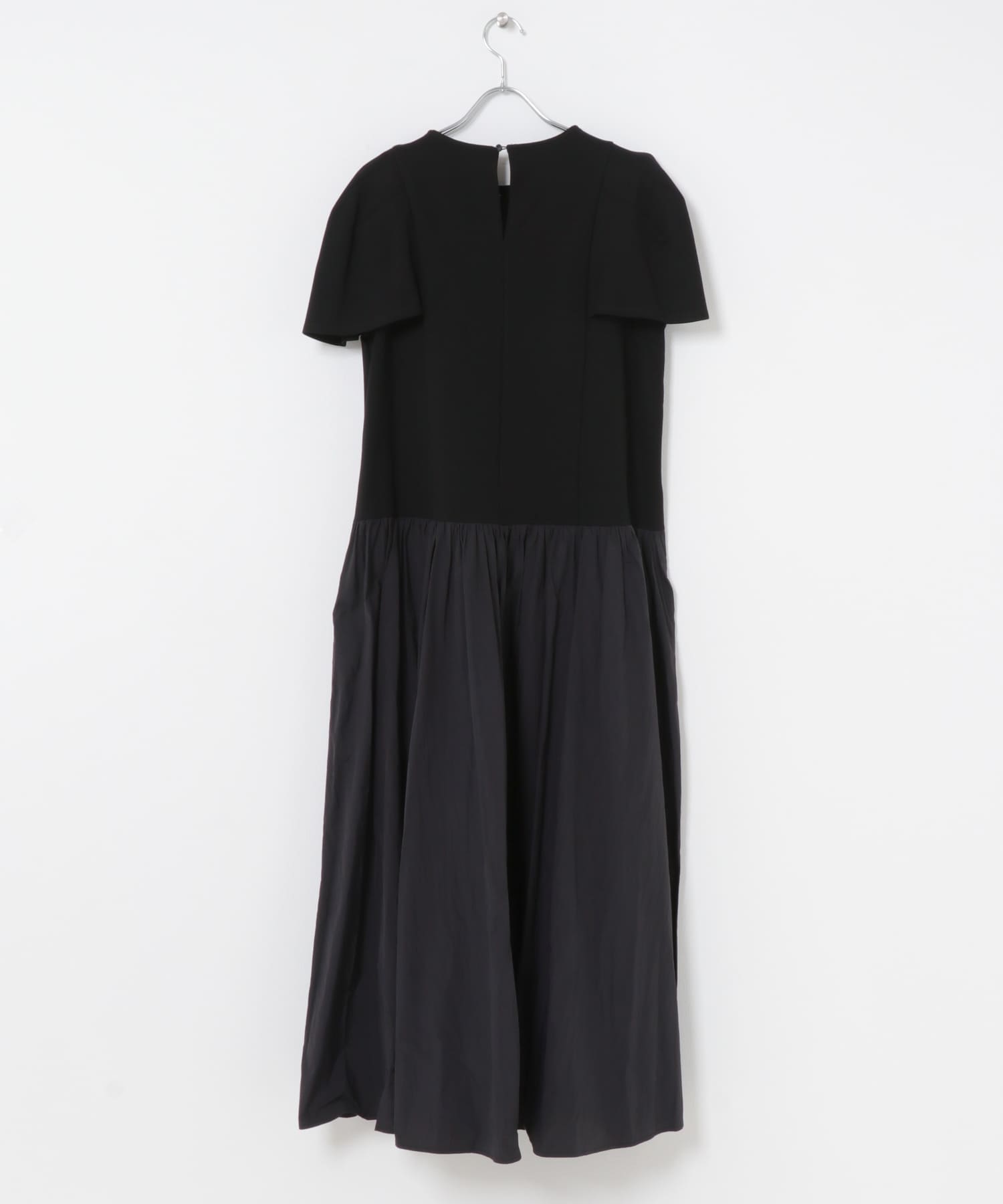 Mewl　ペタルスリーブドッキングワンピース BLACK Free