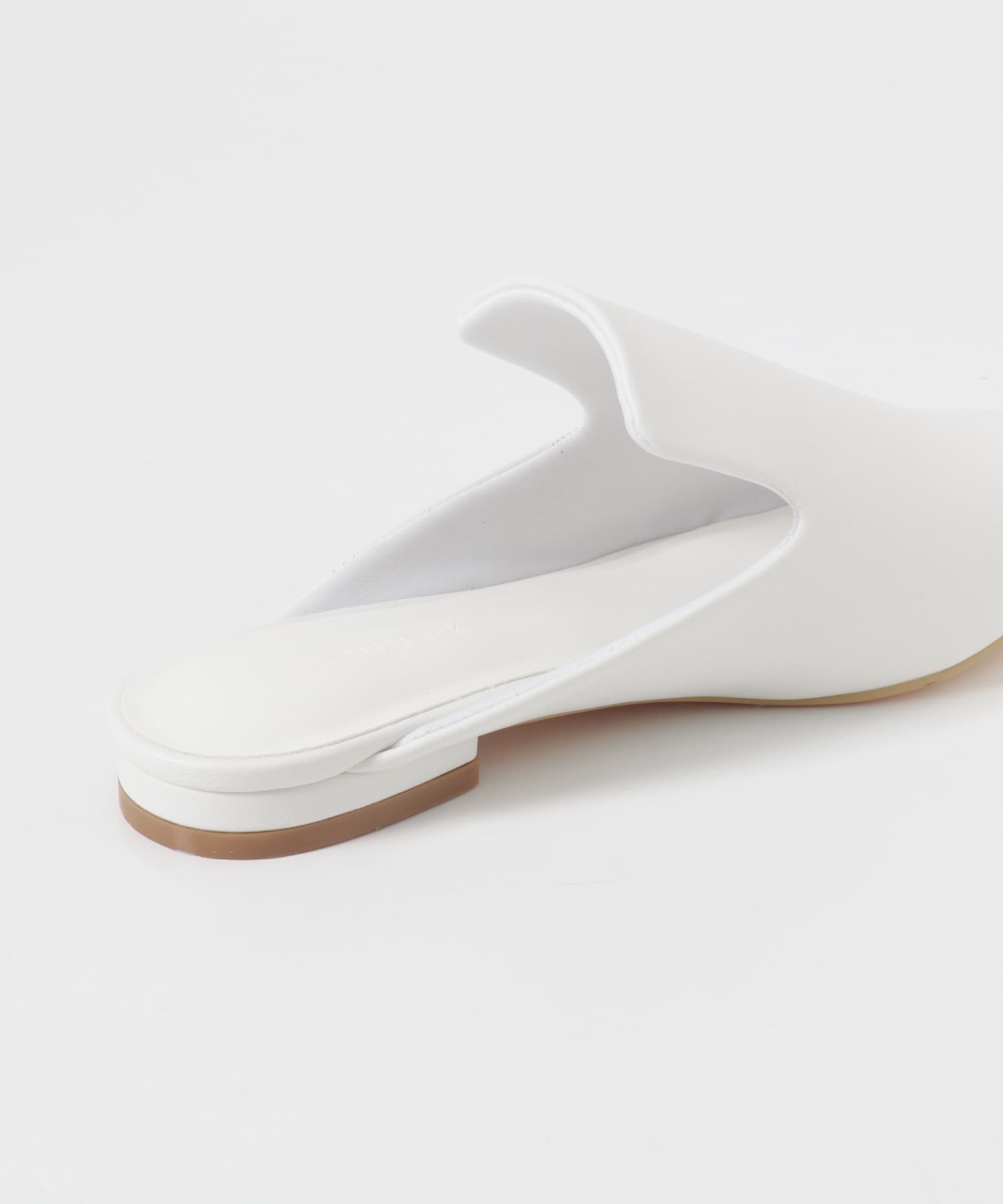 ELENDEEK　SHELTER MULE O.WHT 37