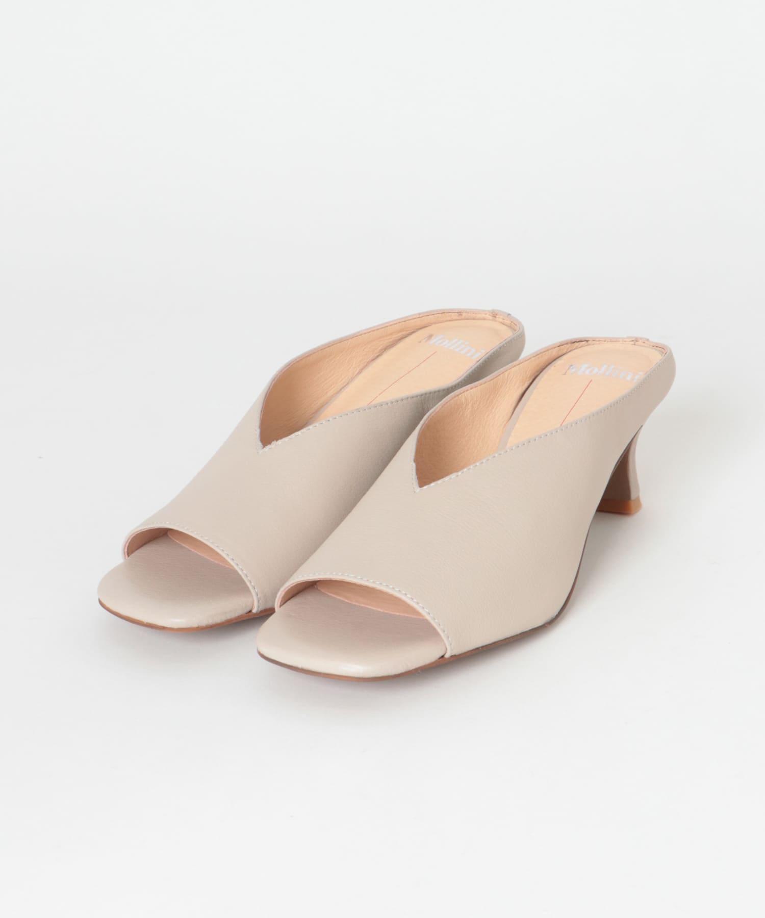 Mollini　Vカットパンプス VANILLA 36