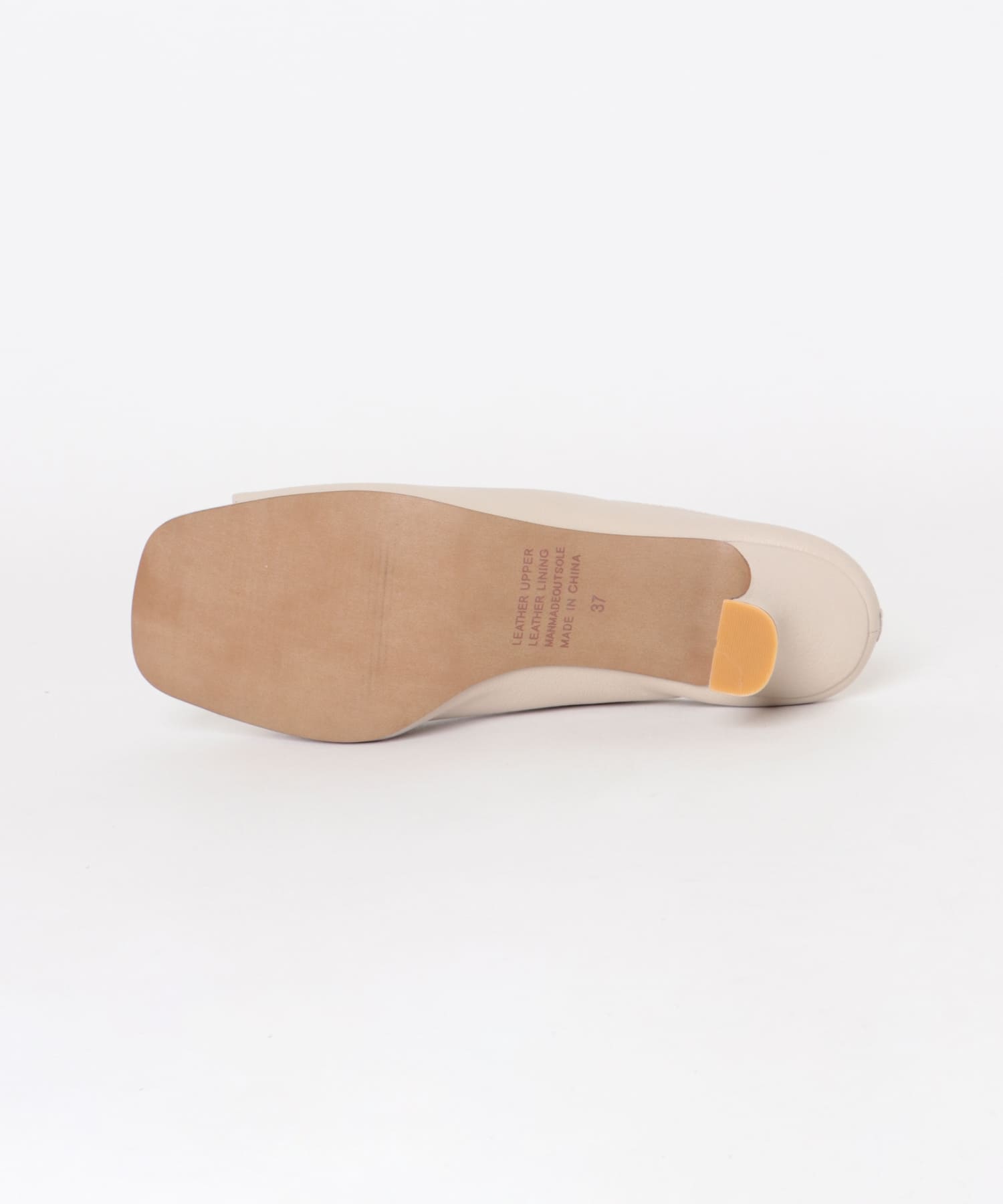 Mollini　Vカットパンプス VANILLA 36