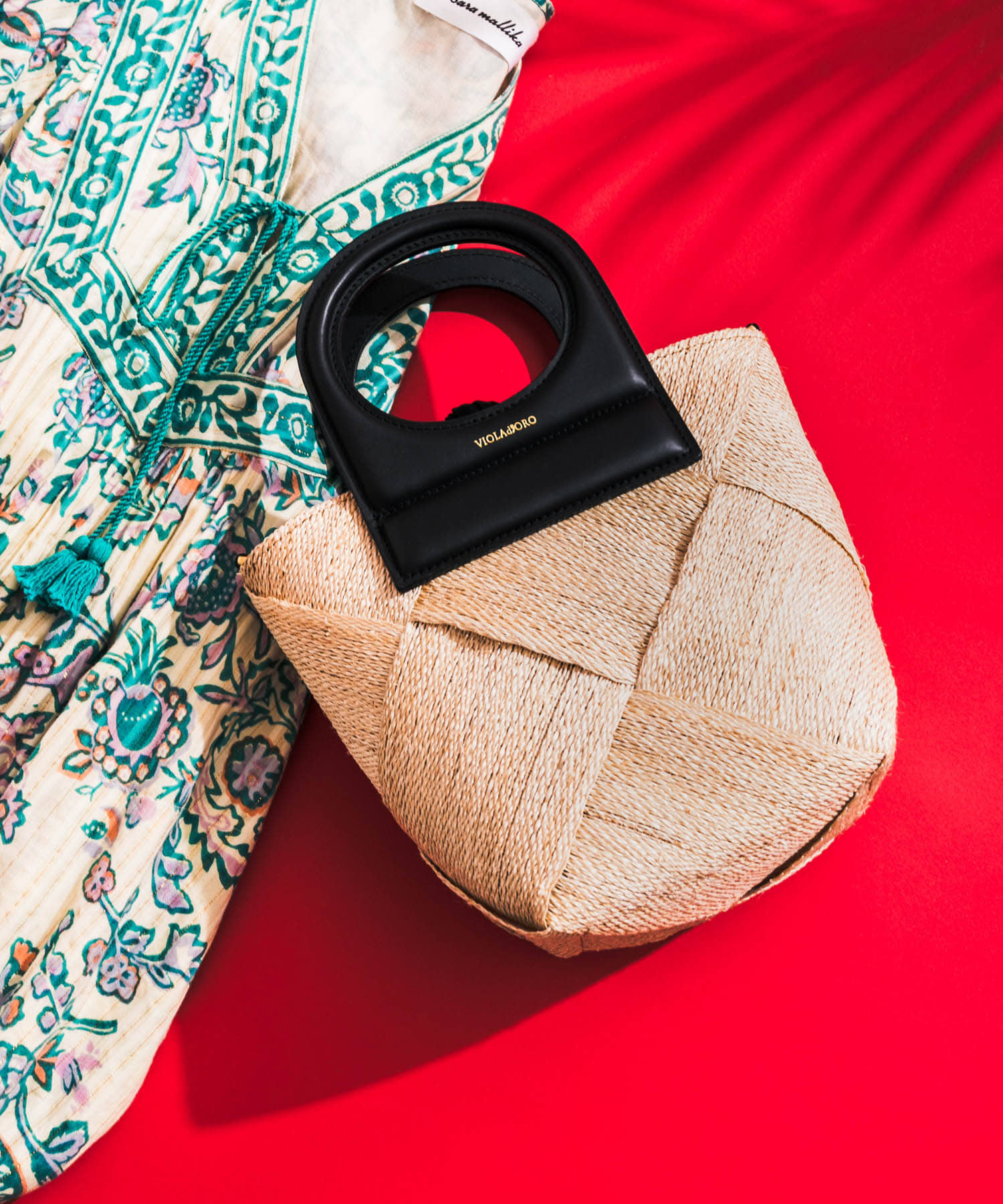 VIOLAd’ORO　レザーハンドルアバカメッシュバッグ