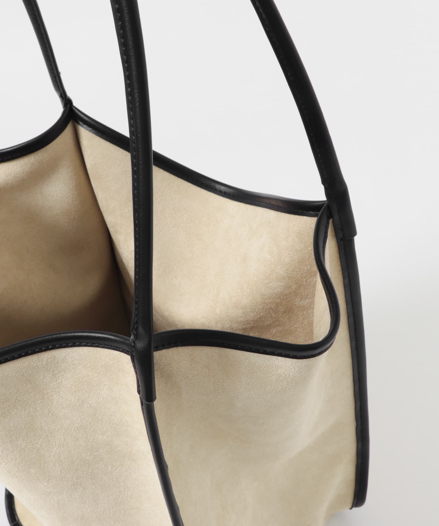 IOMMI　パイピングハンドルバッグ BEIGE Free