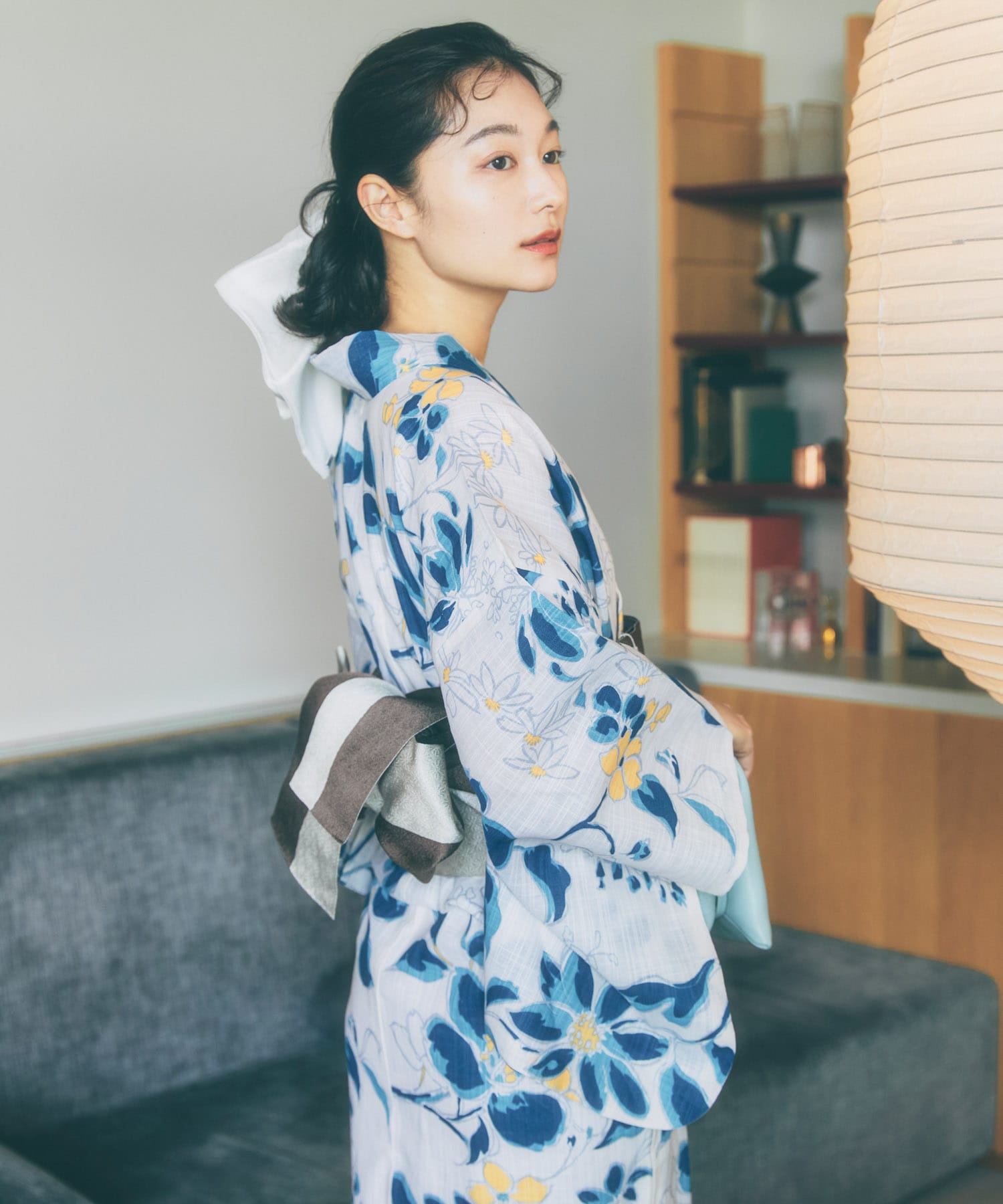 白