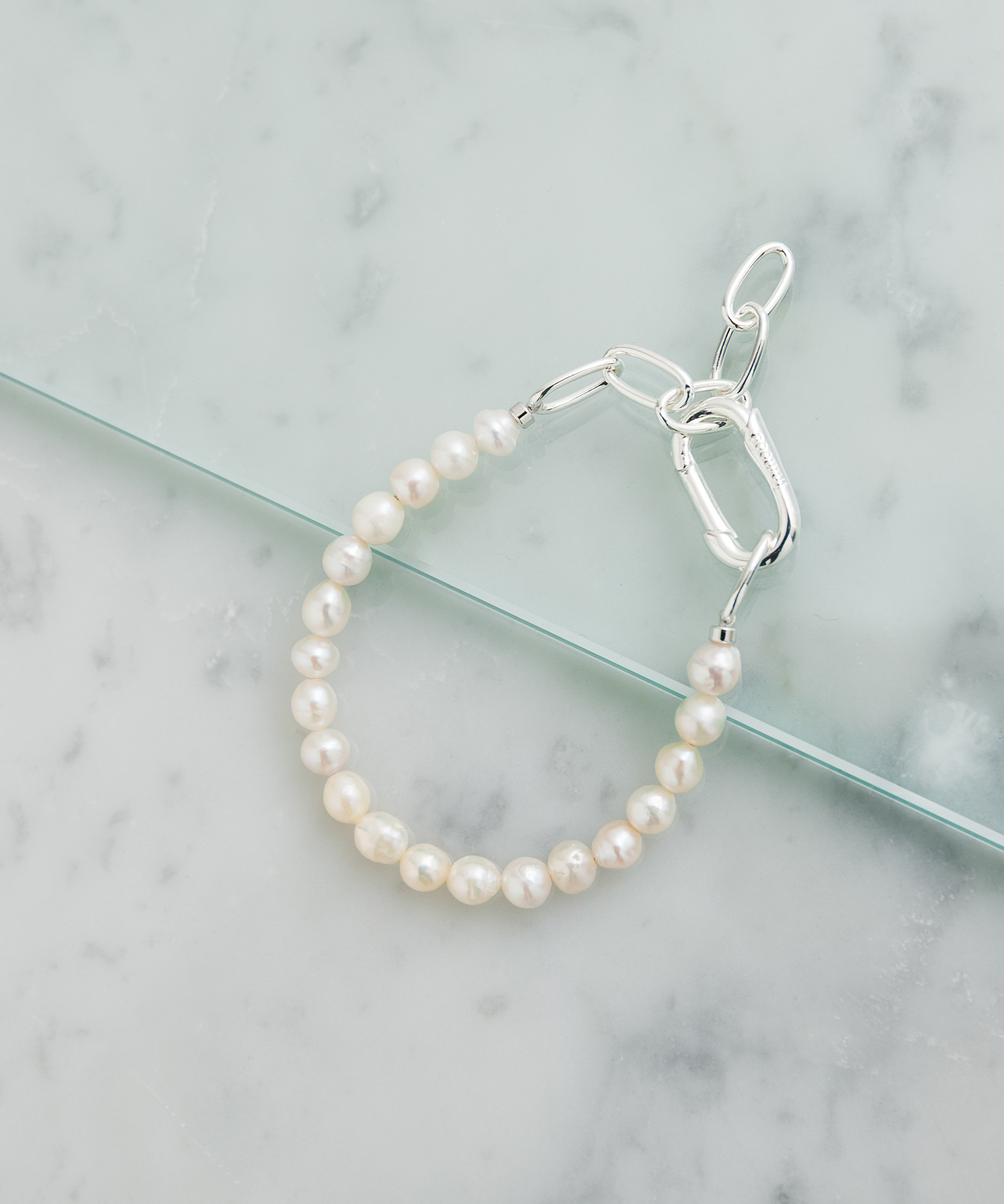 in mood　CLIP PEARL BRACELET