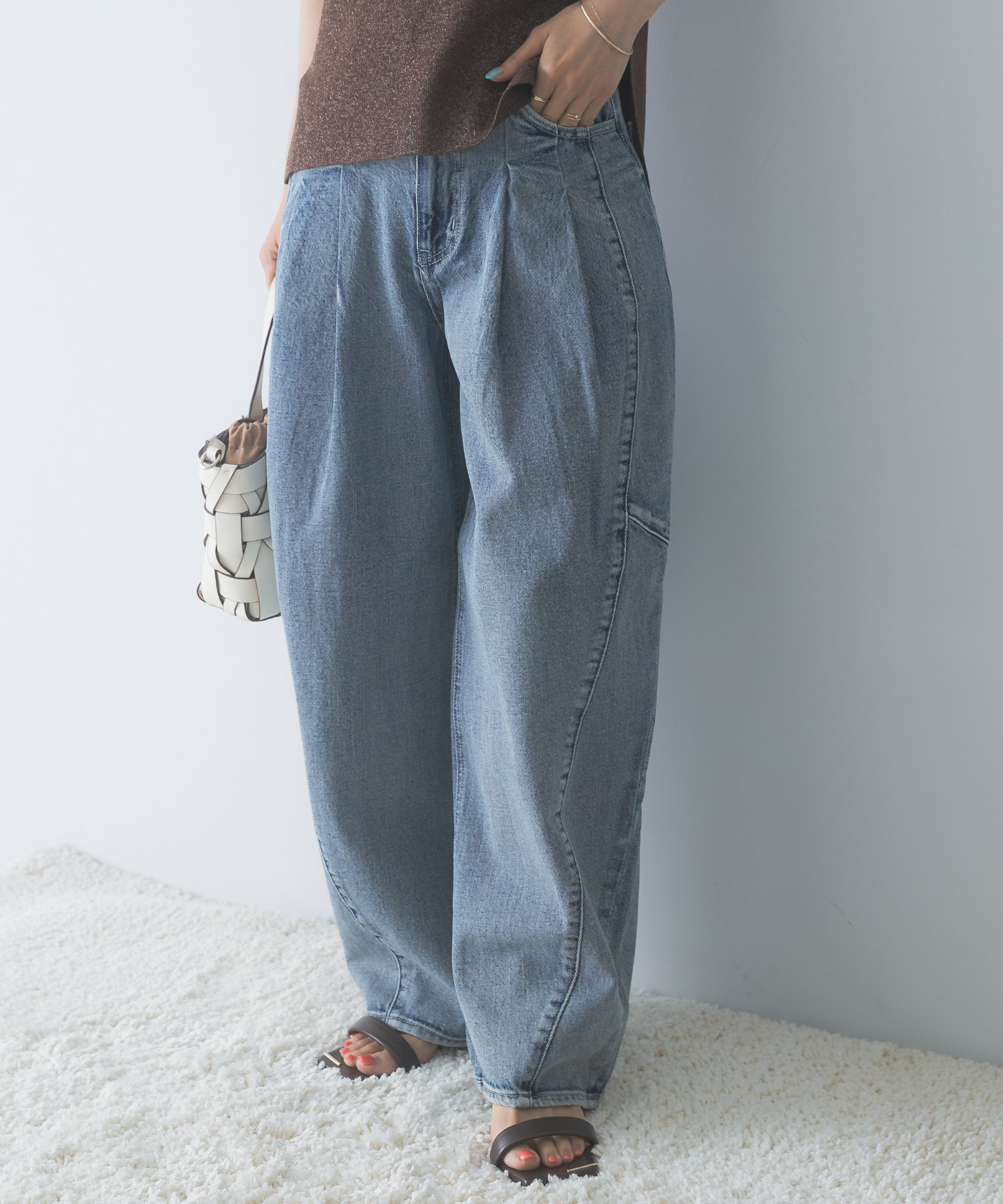 ELENDEEK PANEL TUK DENIM WIDE PANTS(1 ICE): ボトム｜URBAN RESEARCH