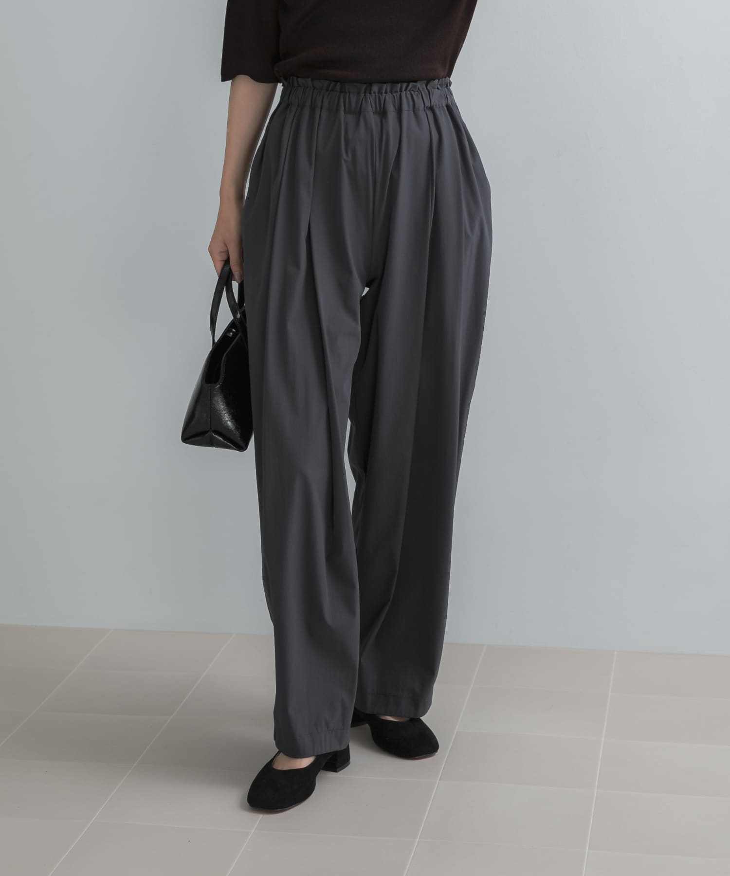 ELENDEEK　EASY TUCK COCOON PANTS
