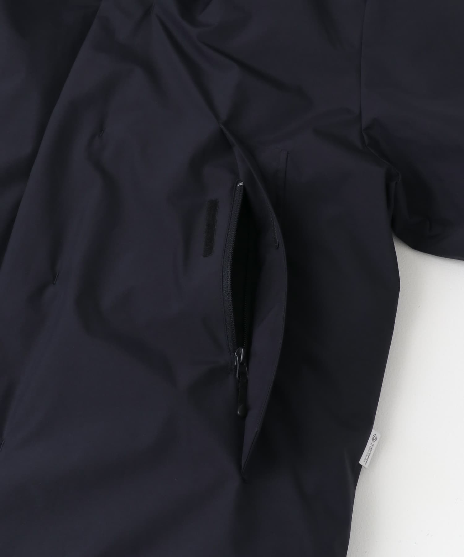 『別注』+phenix　WINDSTOPPER by GORE-TEX LABS ダウンジャケット NAVY S