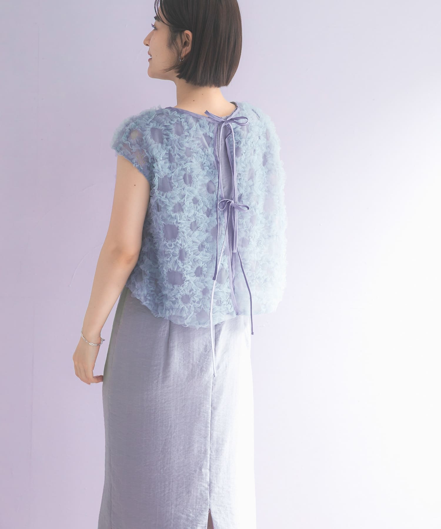 LIGHT BLUE
