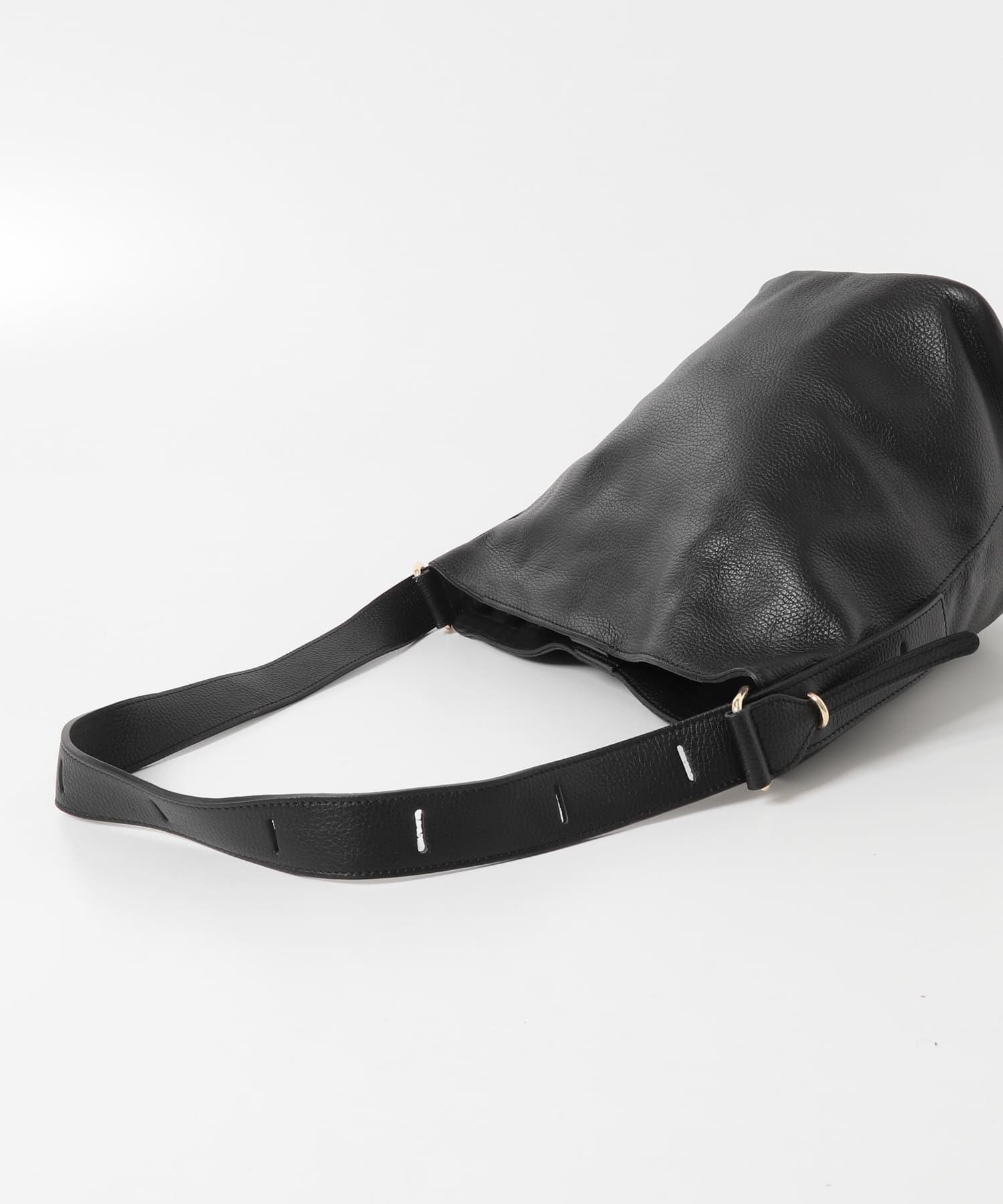 AULENTTI ショルダートートバッグ D28 BLACK Free